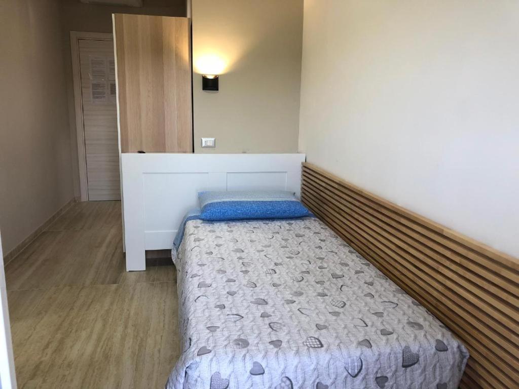 Deluxe Single Room with Balcony