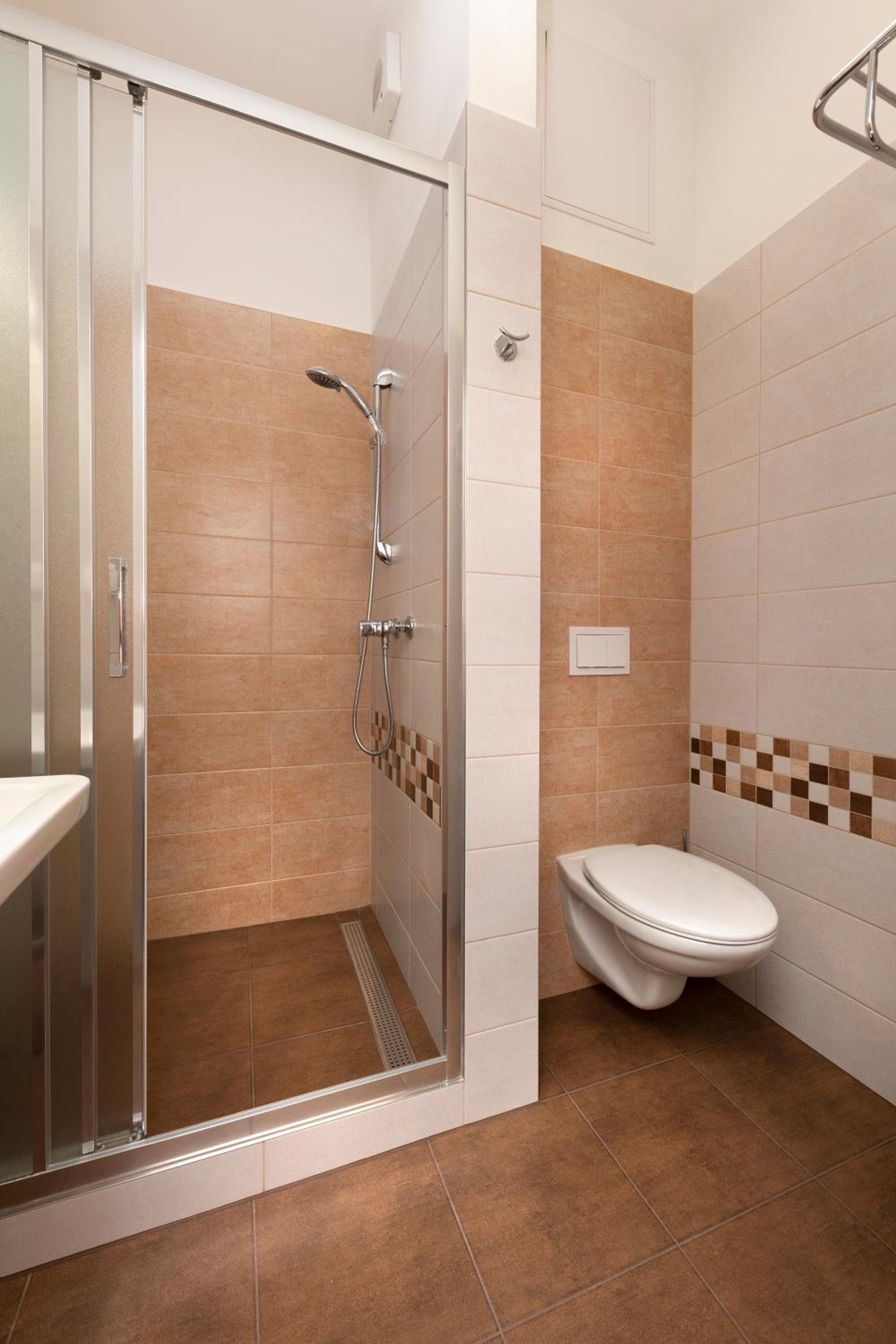 Standard Triple Room photo 3