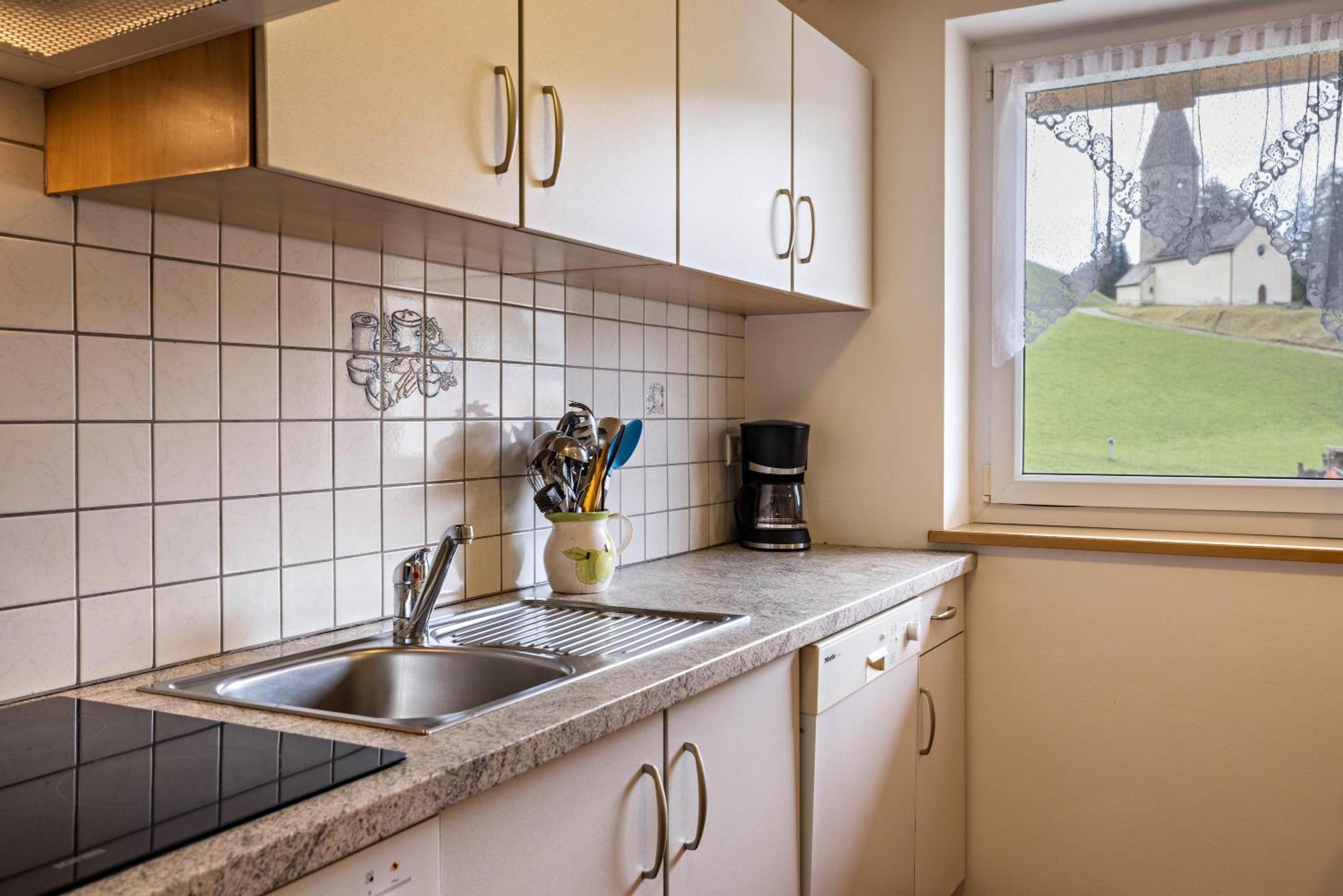 Superior One-Bedroom Apartment with Balcony photo 2