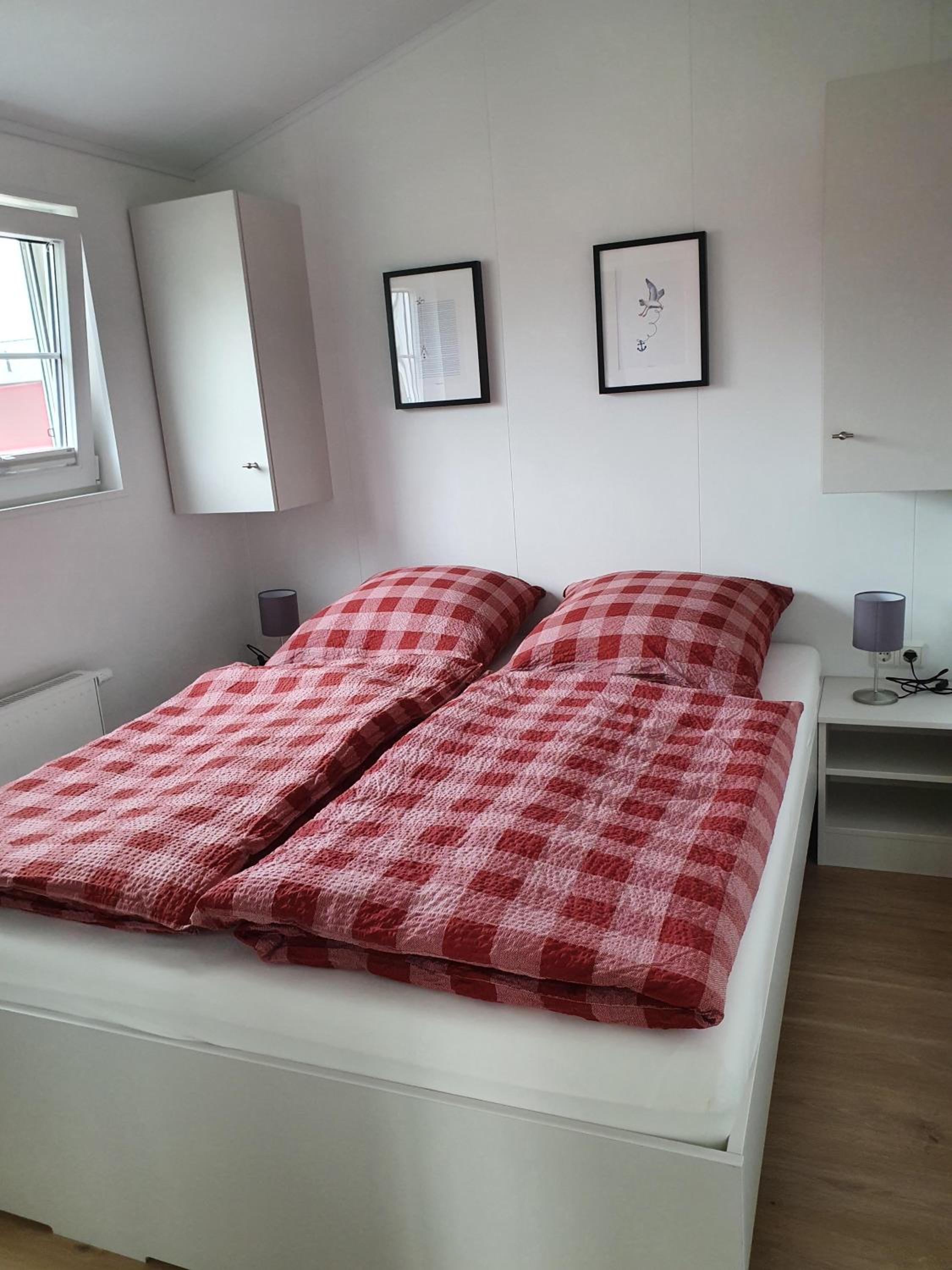 Two-Bedroom Cottage photo 1