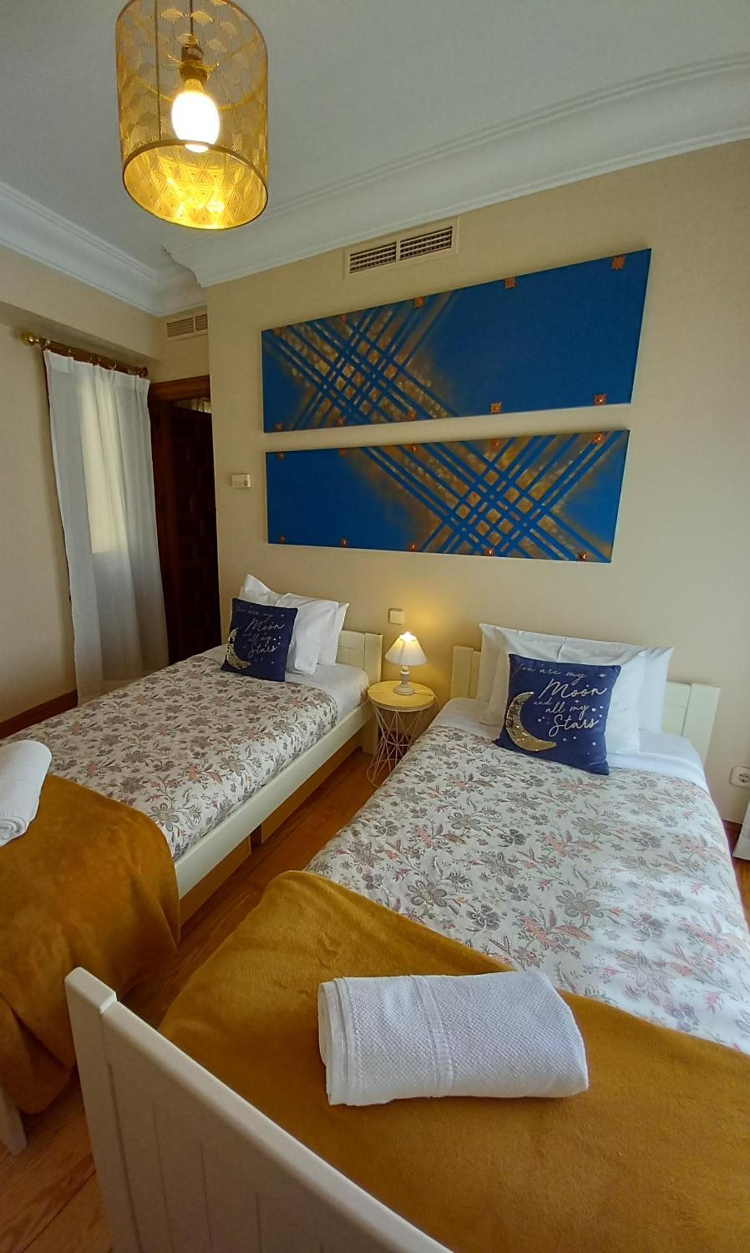 Three-Bedroom Apartment - Photo 20