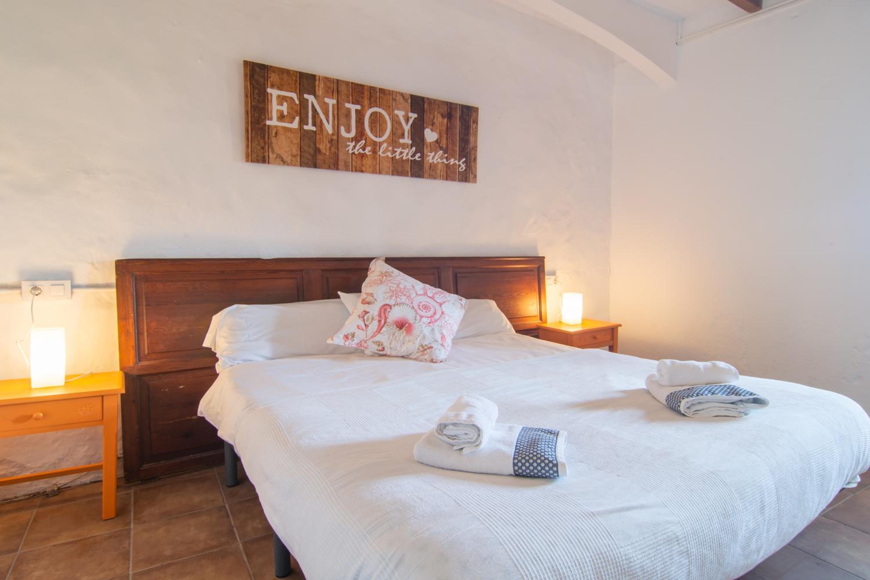 Two-Bedroom Apartment with Terrace photo 2