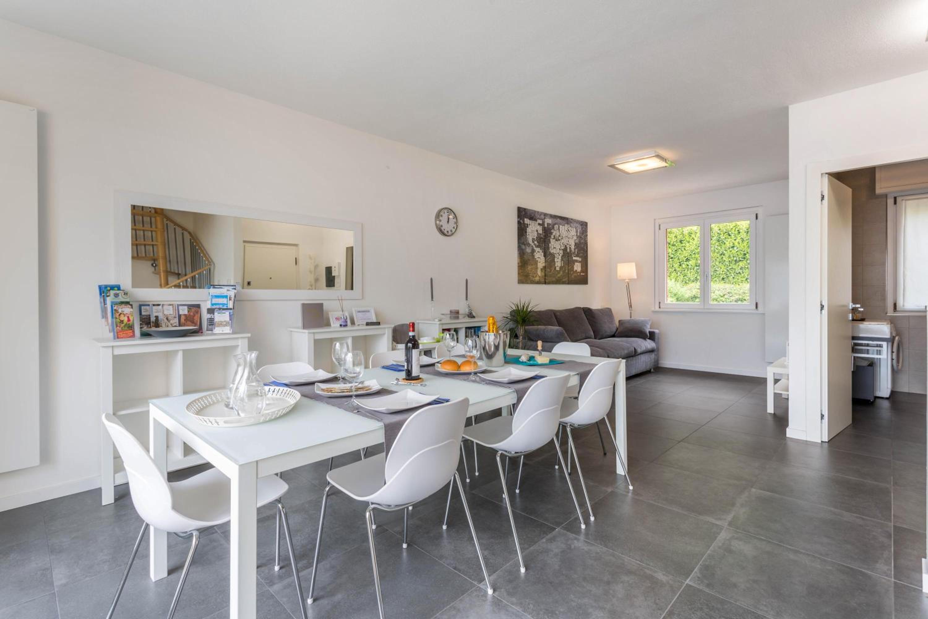 Superior One-Bedroom Apartment with Balcony photo 2