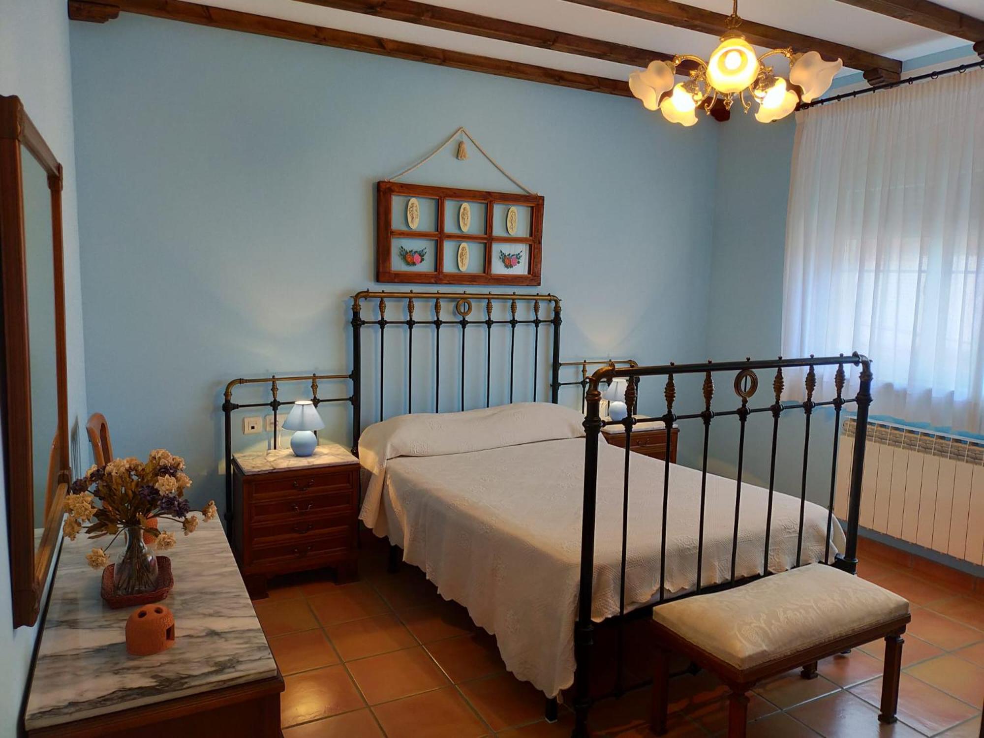 Three-Bedroom House photo 2