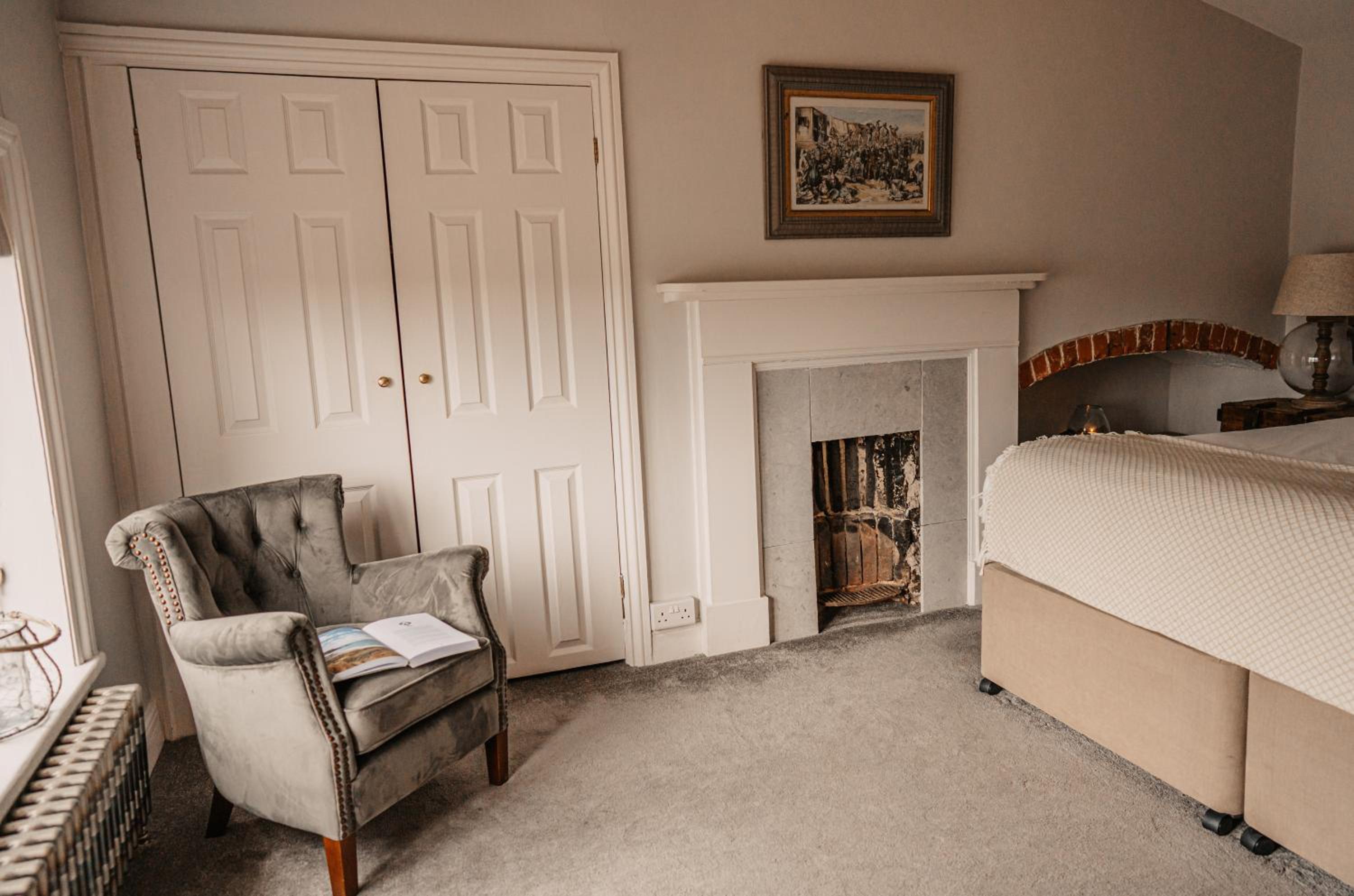 Superior Double or Twin Room photo 1