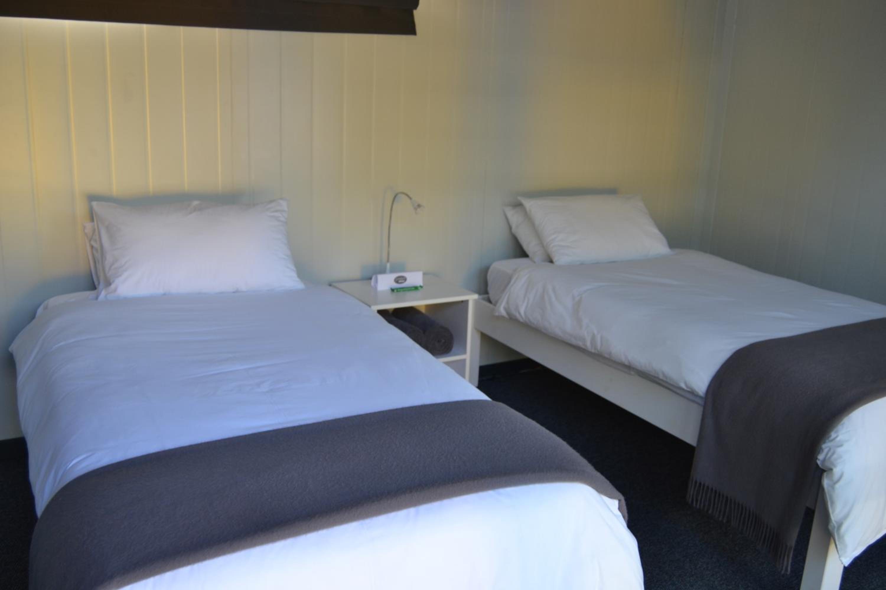 Twin Room - Photo 9