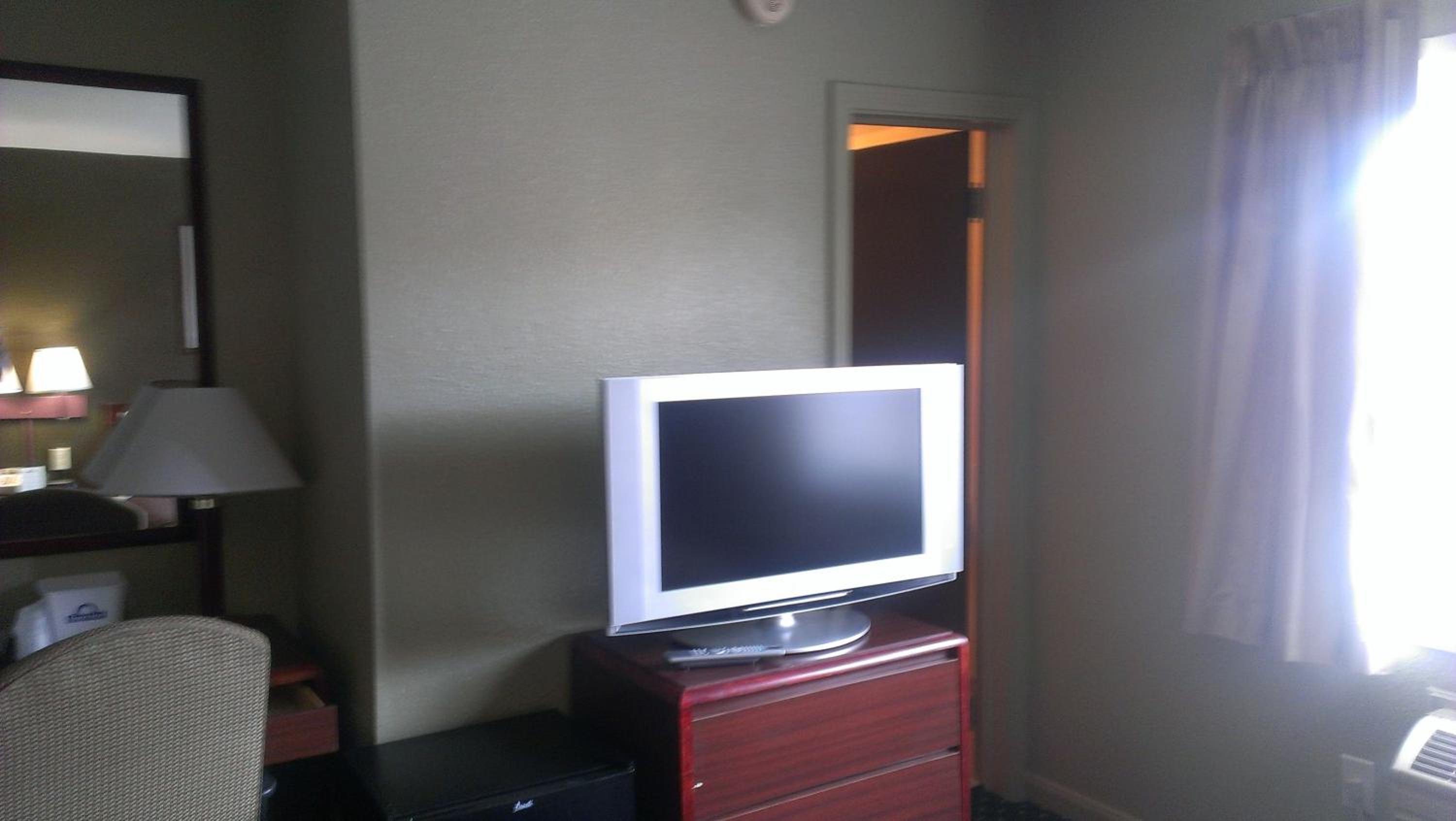 King Room - Non-Smoking - Photo 3