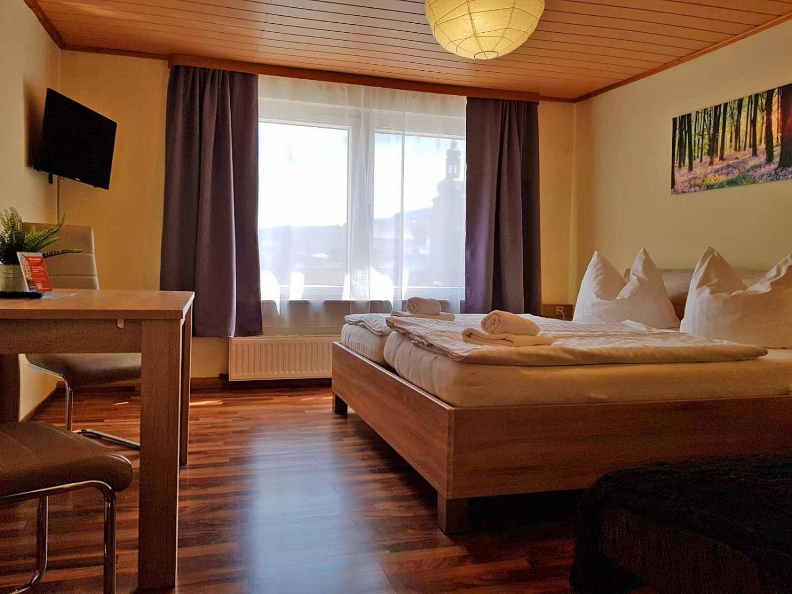 Double Room - Photo 9