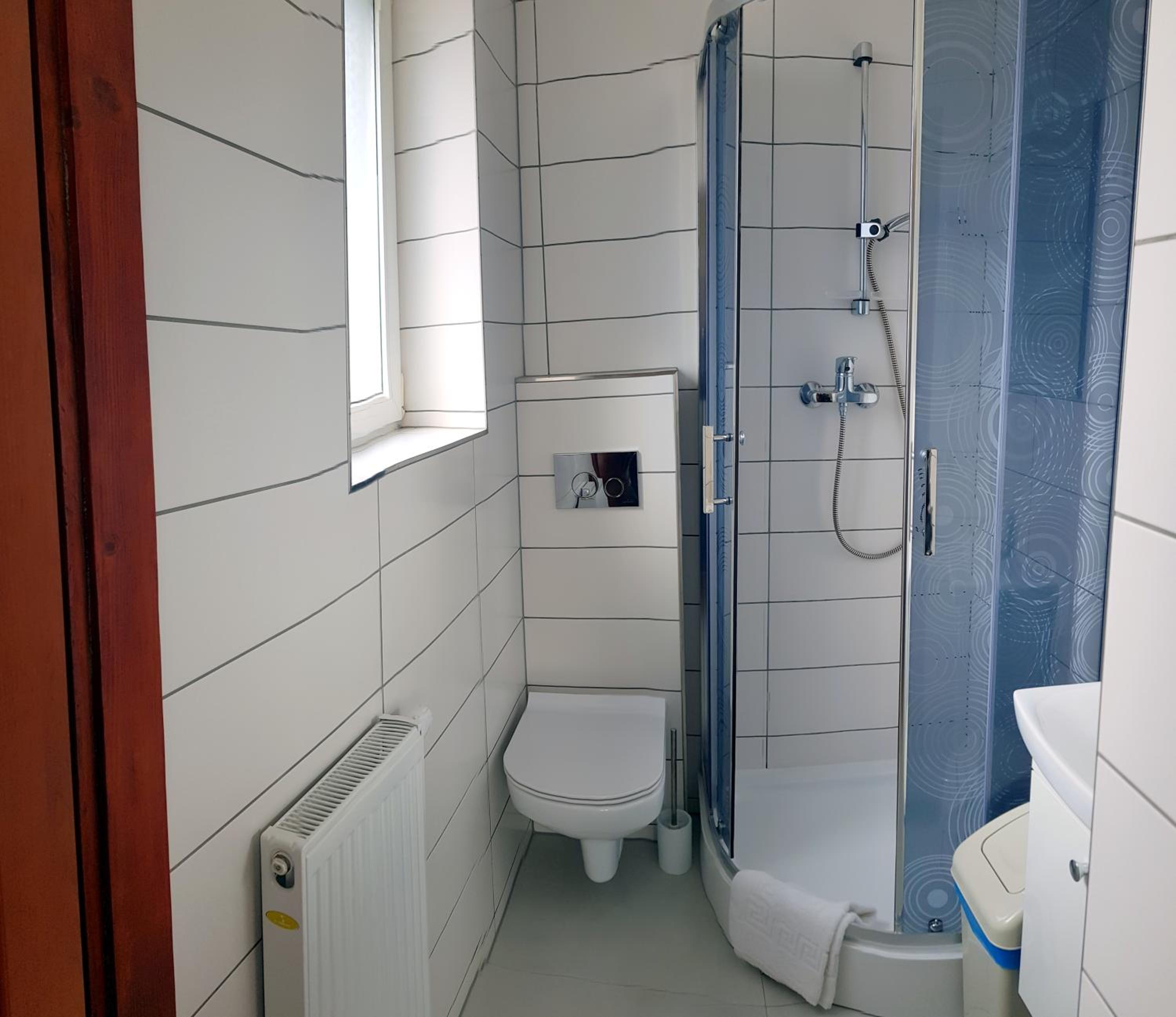 Budget Double Room photo 3