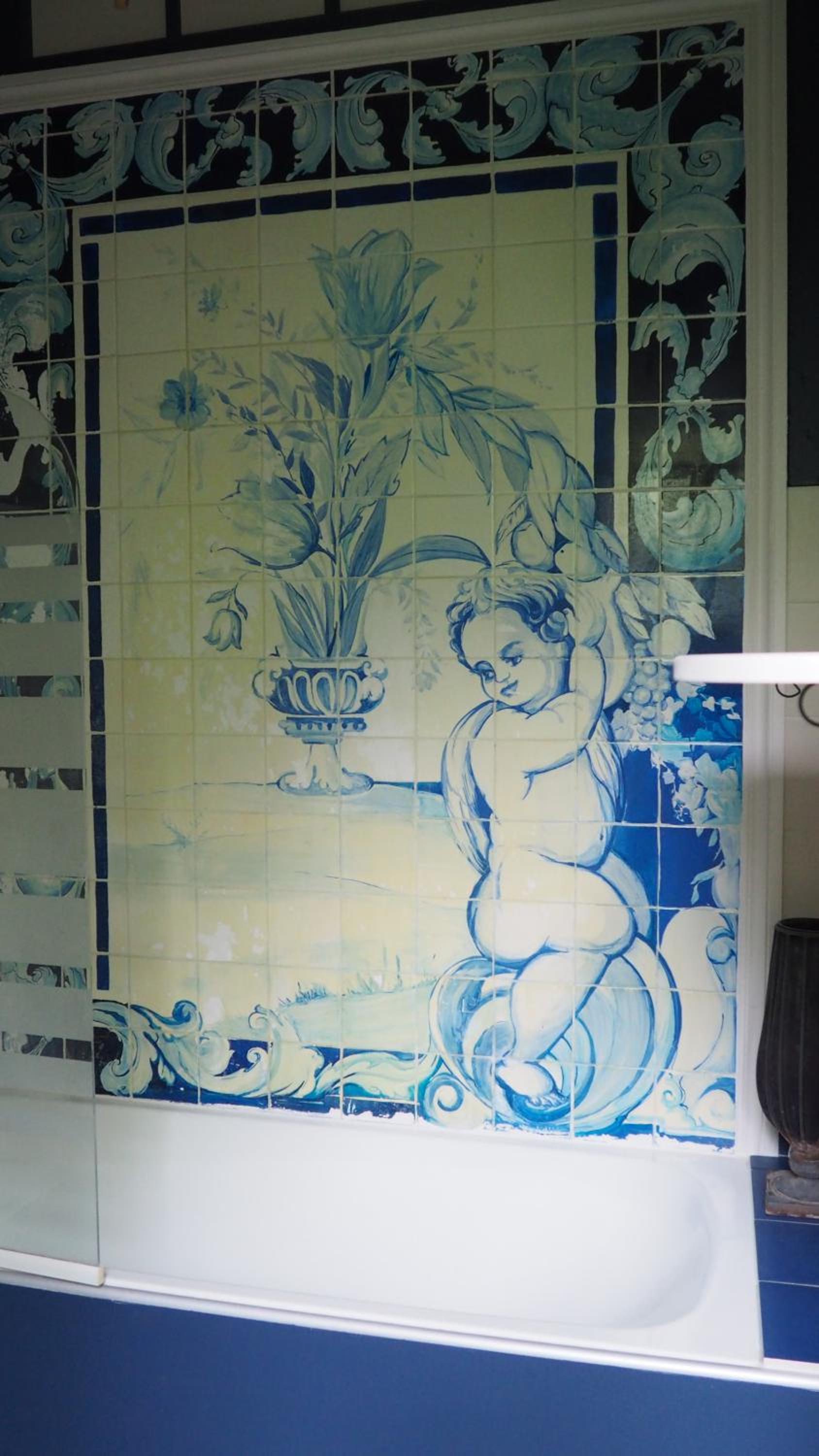 Quadruple Room with Bath - Photo 13