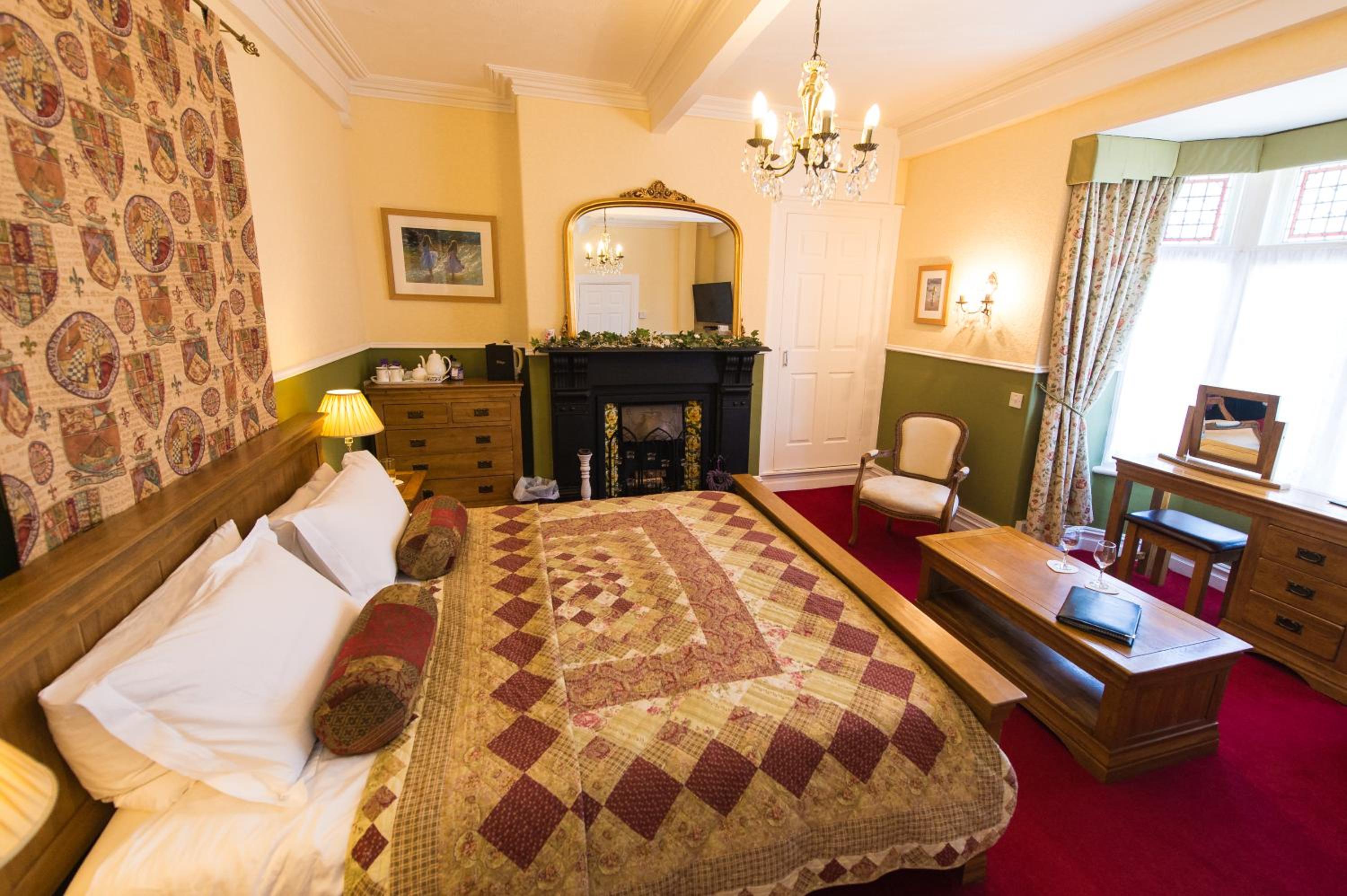 Superior King Room photo 2