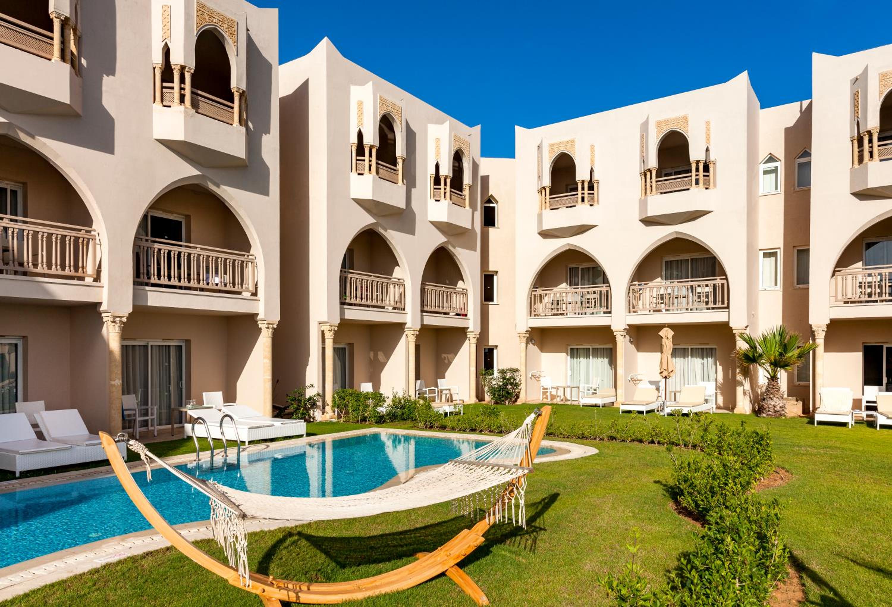 Double or Twin Room with Swimming Pool Access - Photo 3