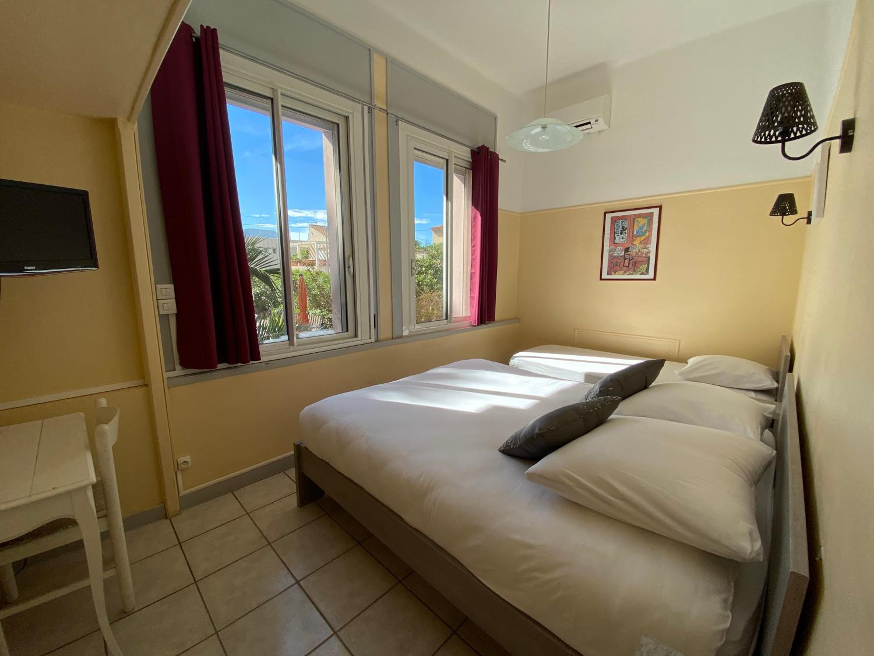 Triple Room - Photo 2