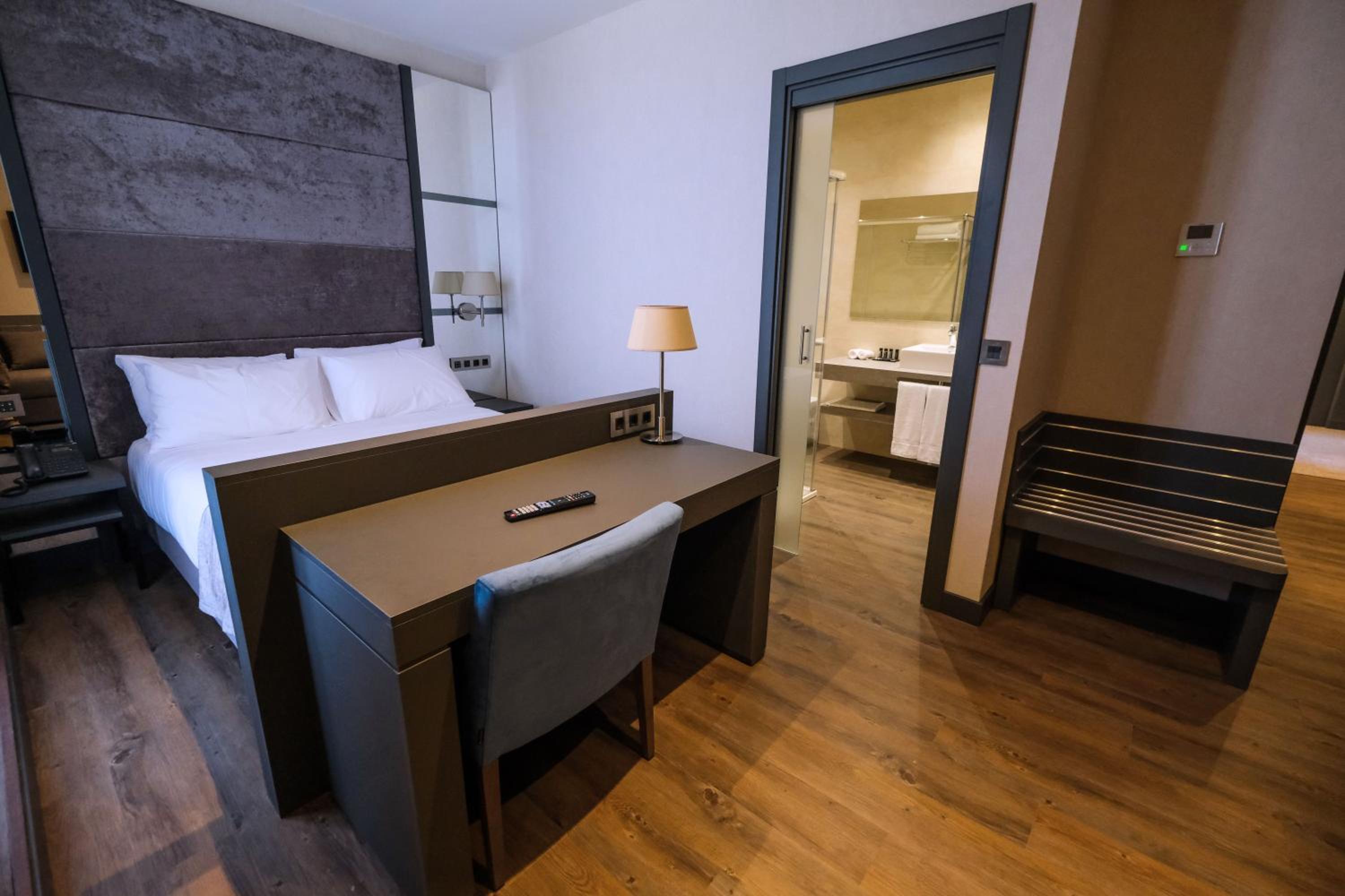 Habitación Doble Deluxe con Cama Extra