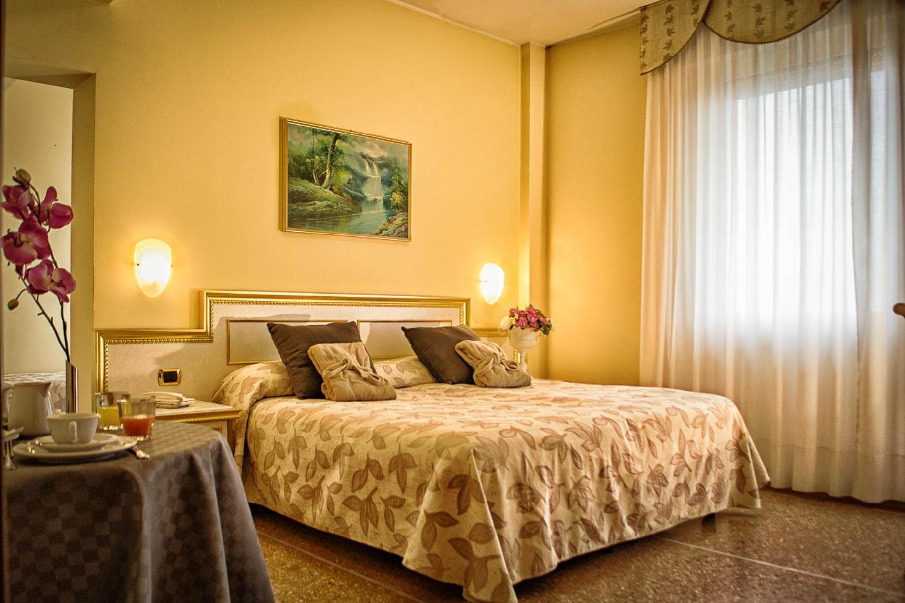Superior Double Room - Photo 1