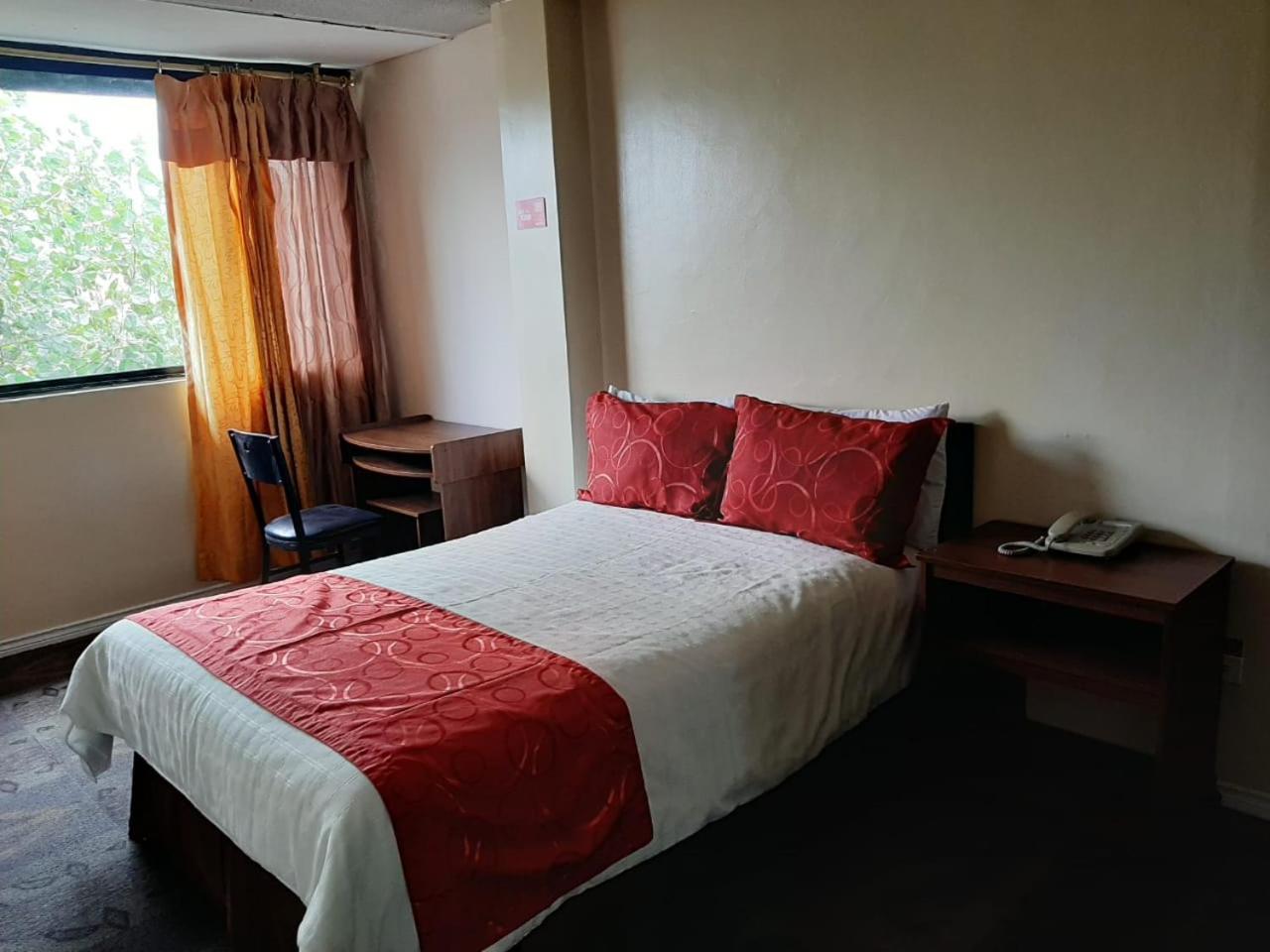 Hotel Bonaventure — photo 179