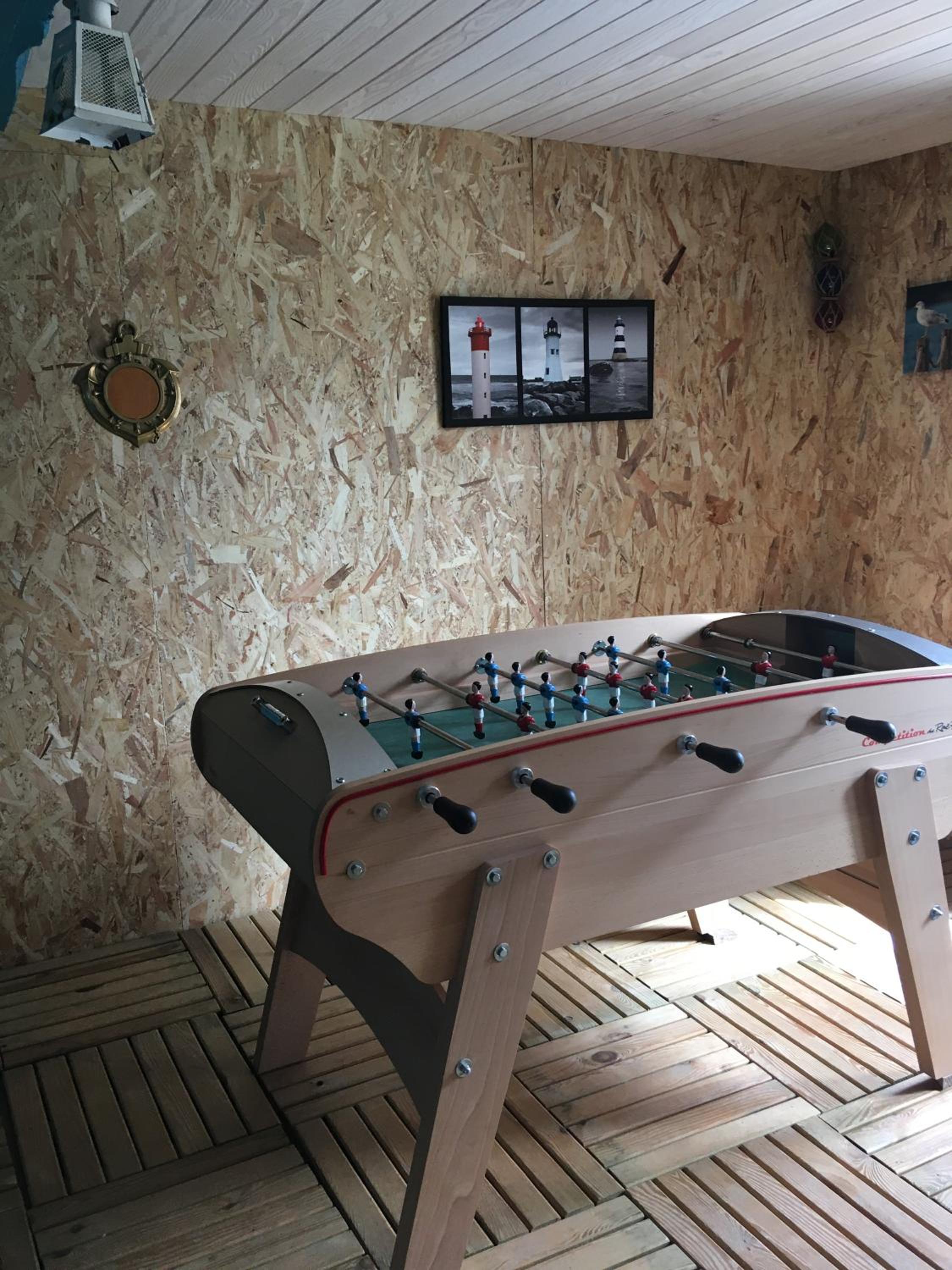 Three-Bedroom House - Photo 29