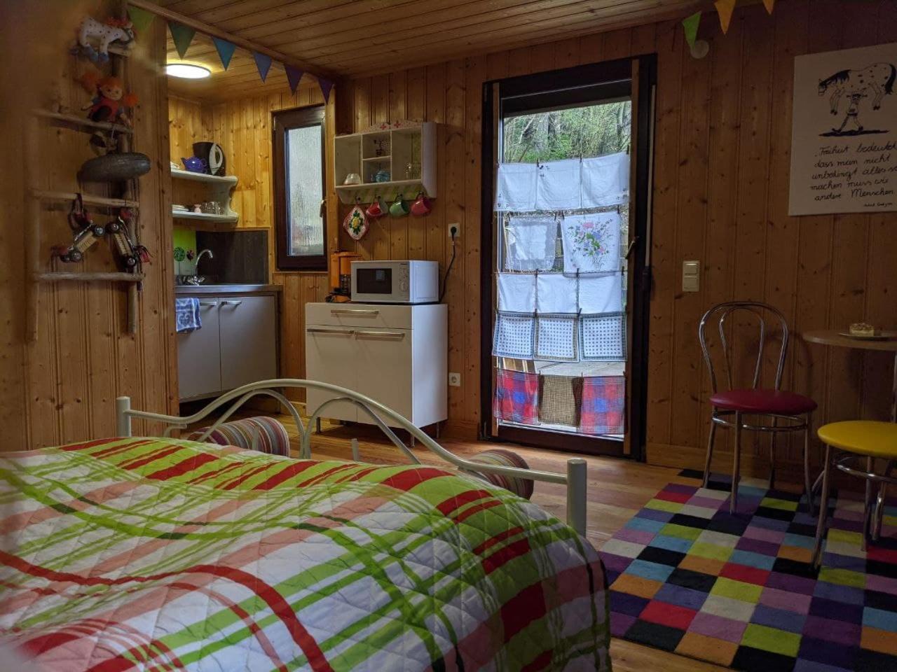 One-Bedroom House photo 1