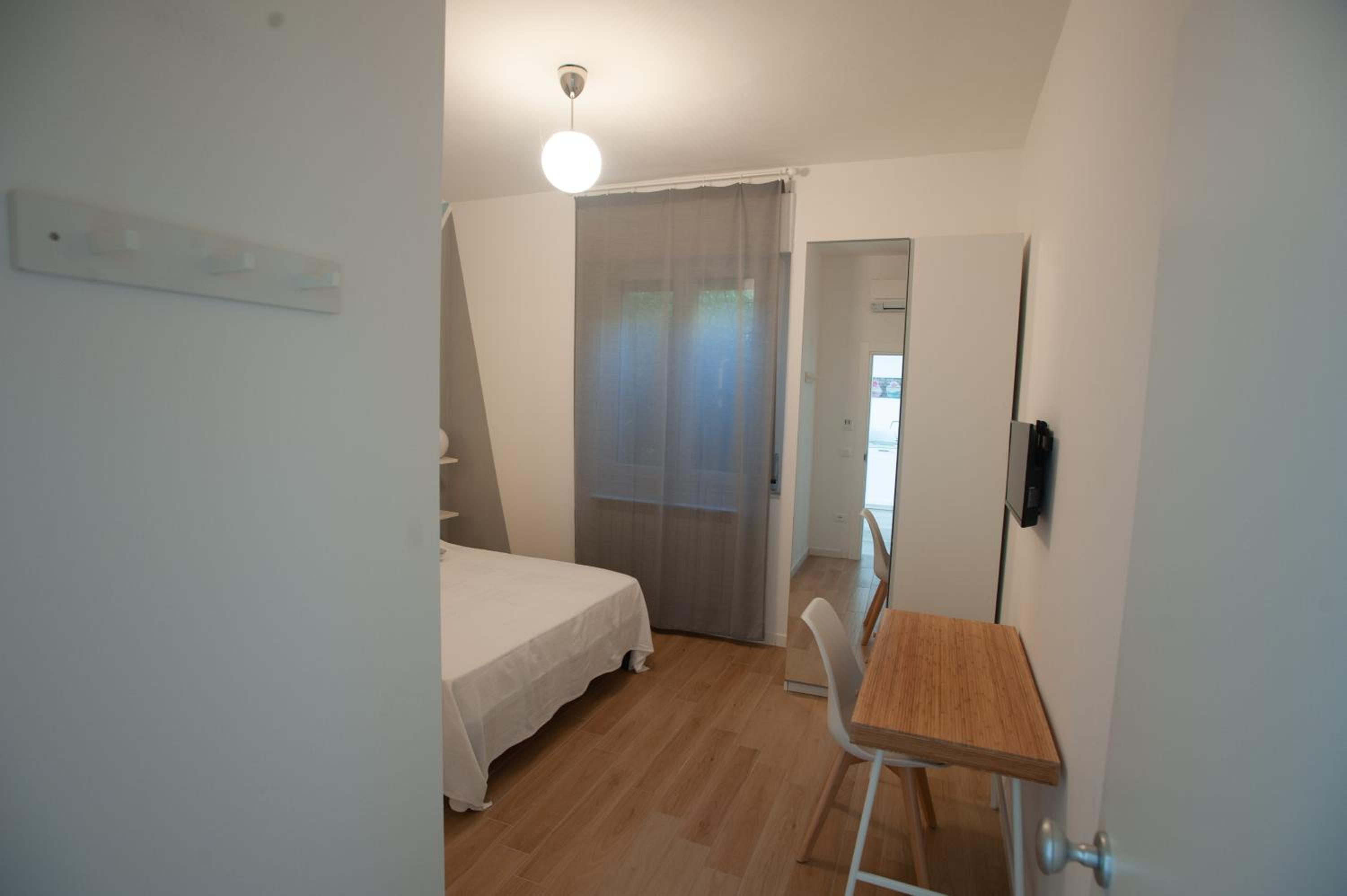 Double Room with Private Bathroom photo 2