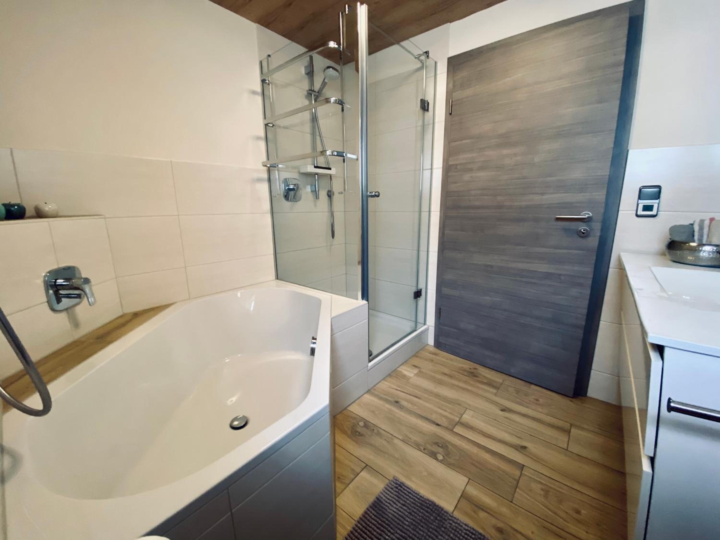 Two-Bedroom Apartment - Photo 33