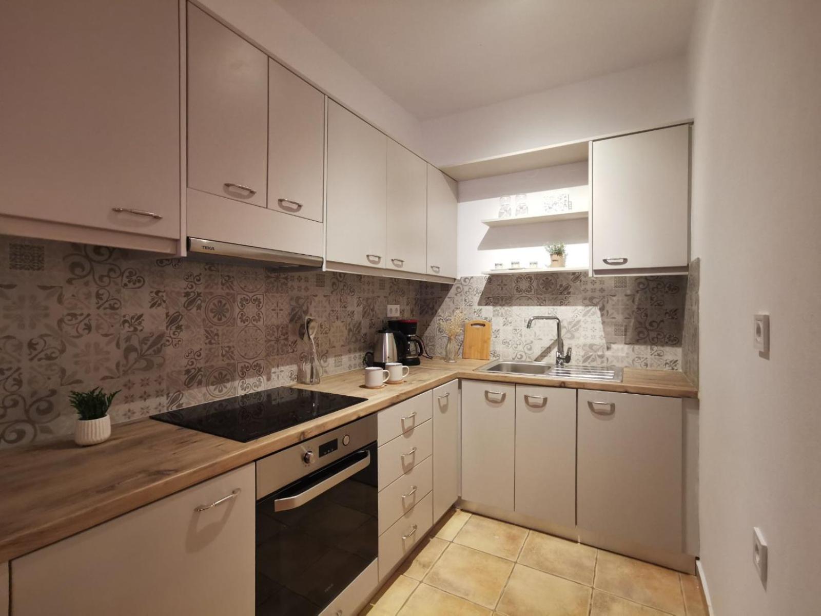Family Apartment with Terrace photo 3