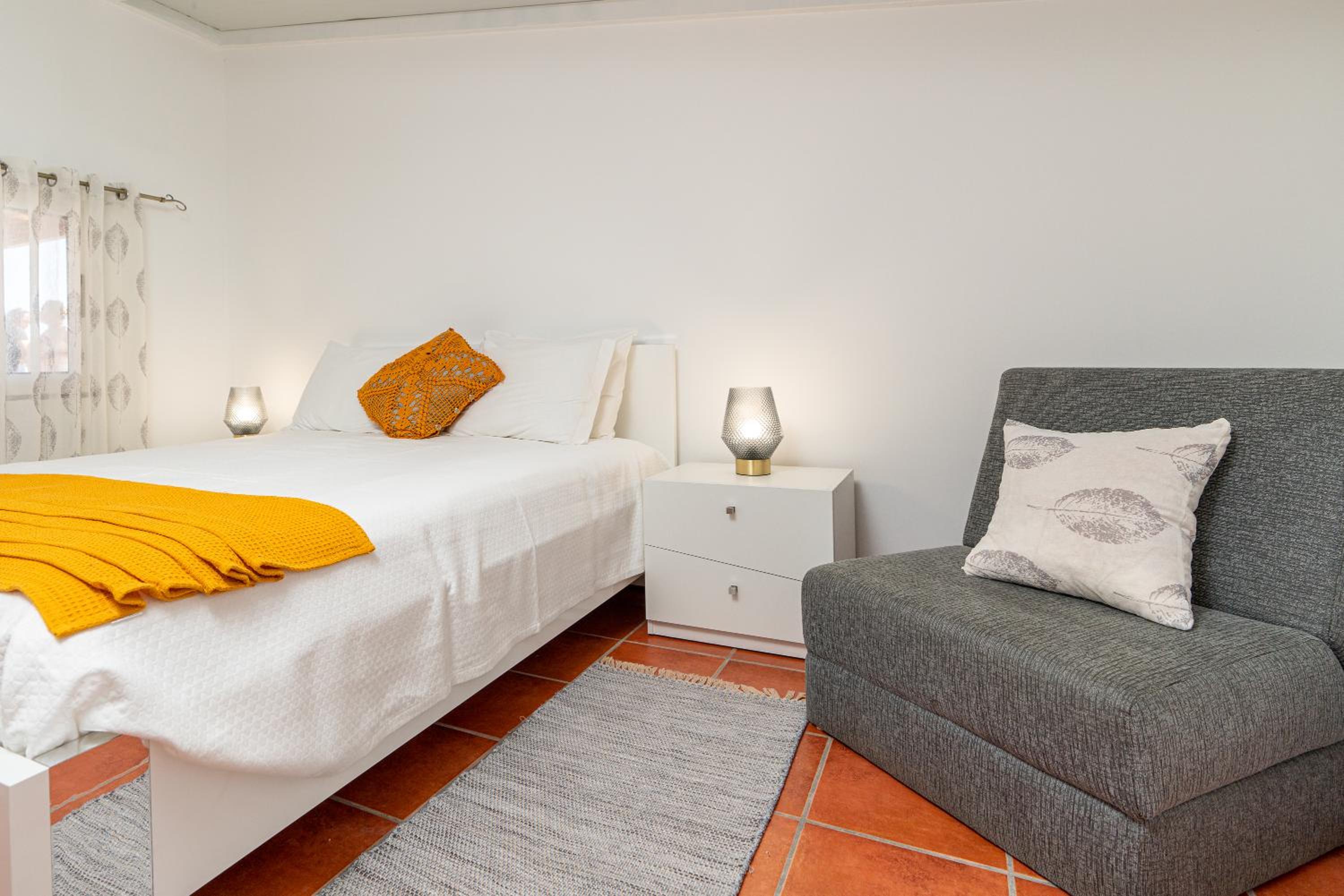 Apartment with Terrace photo 2