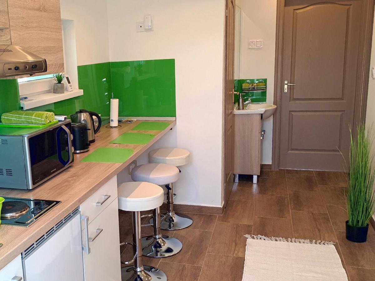 Apartment with Terrace photo 3