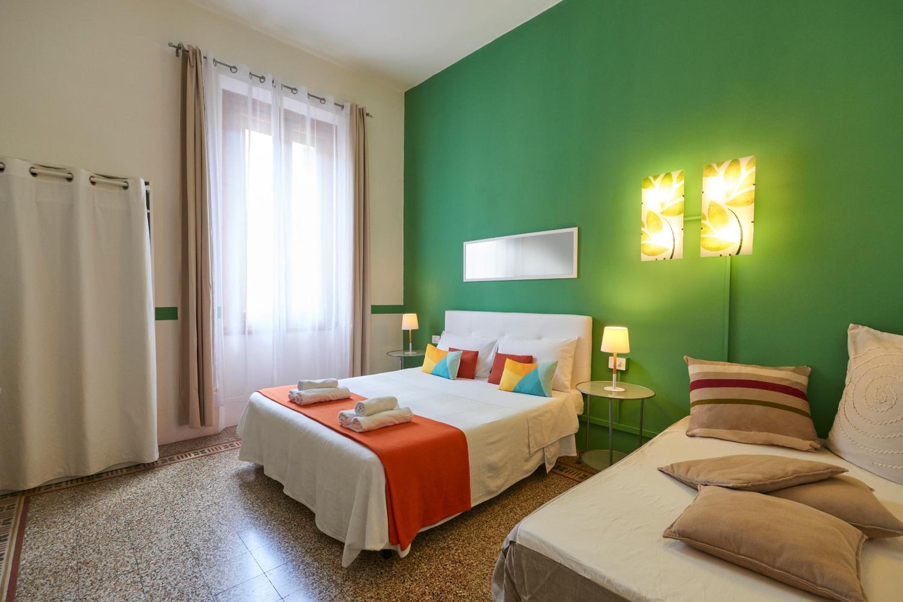 Triple Room with Private External Bathroom photo 1