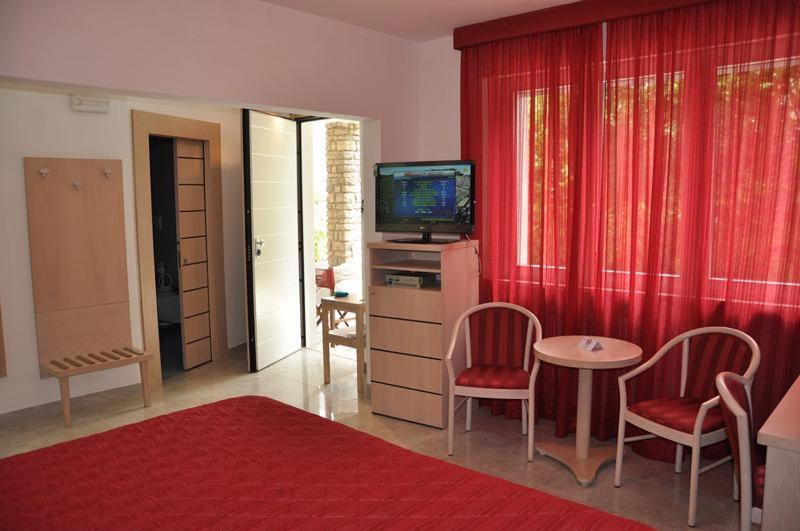 Superior Deluxe Double or Twin Room photo 1