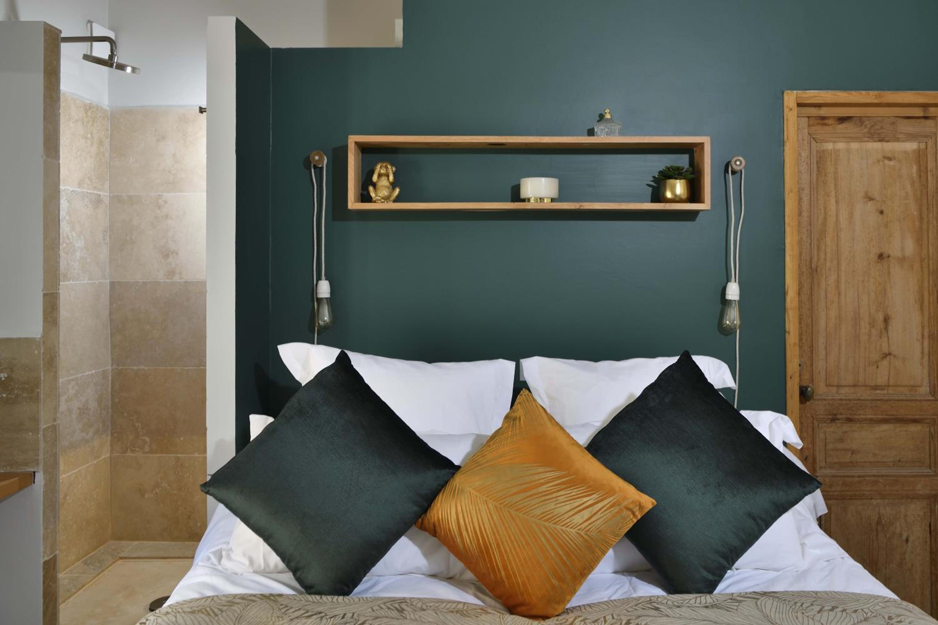 Double Room with Private Bathroom photo 1