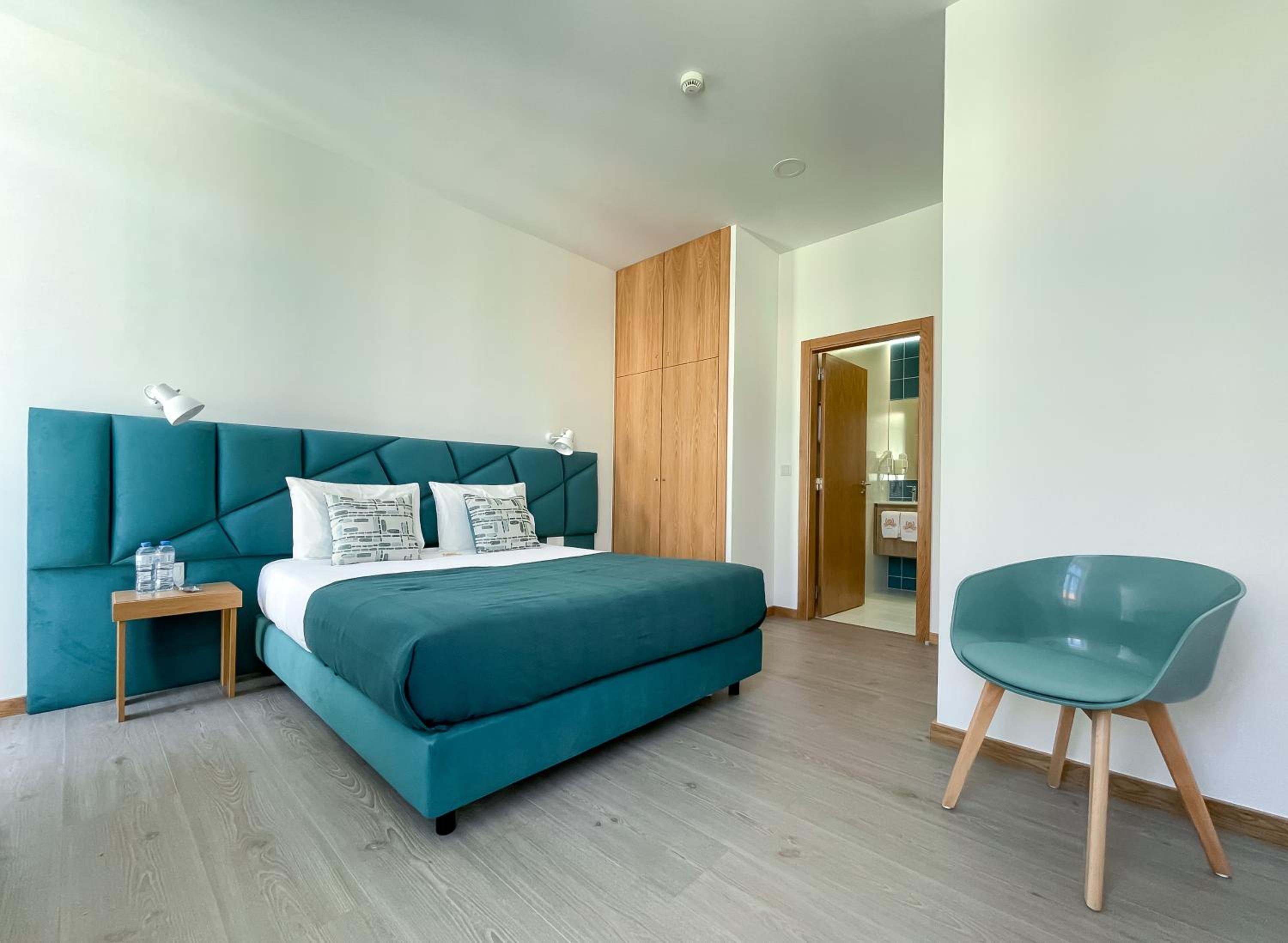 King Room with Balcony - Photo 1