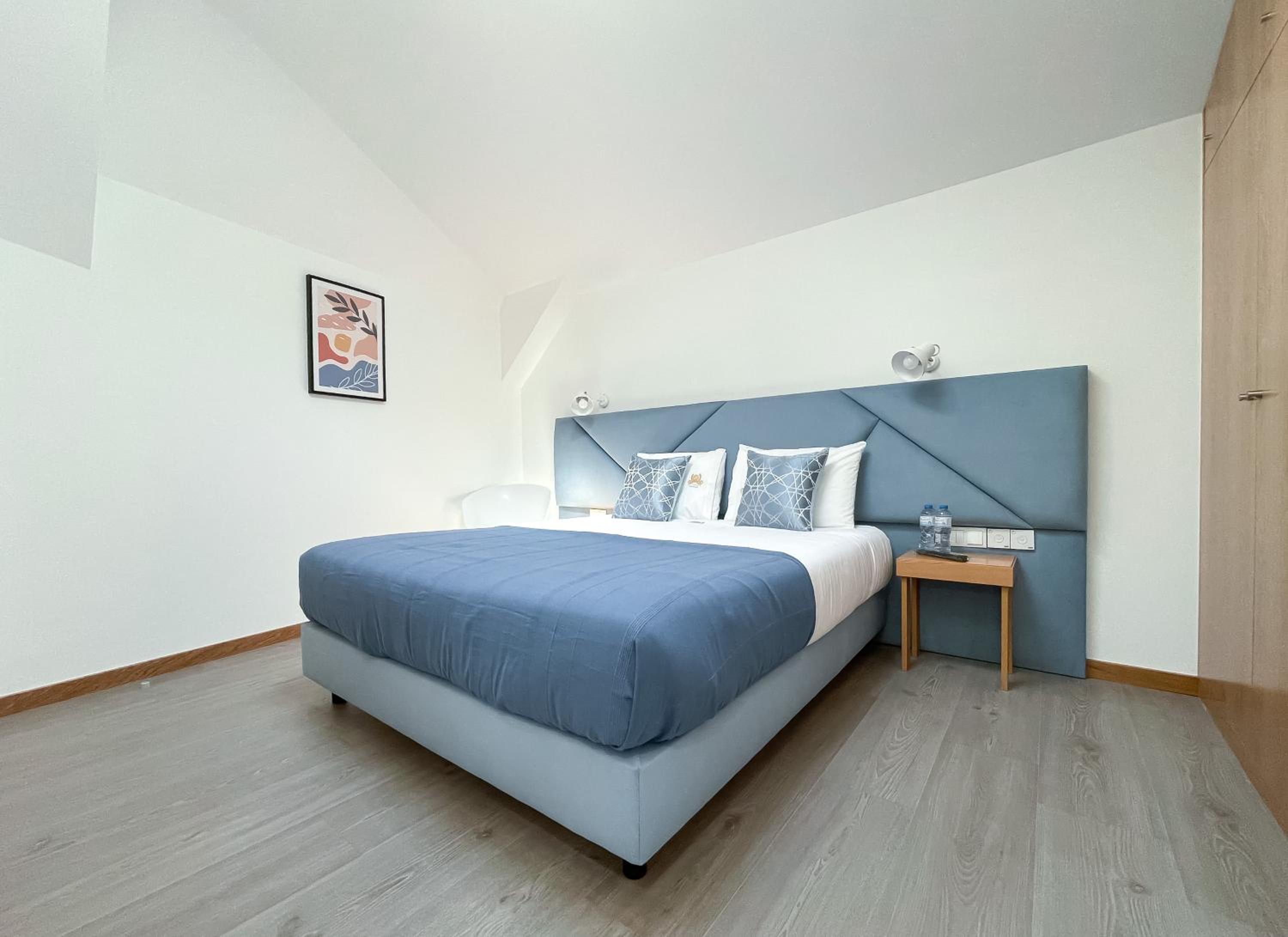 Double Room with Private Bathroom - Photo 1