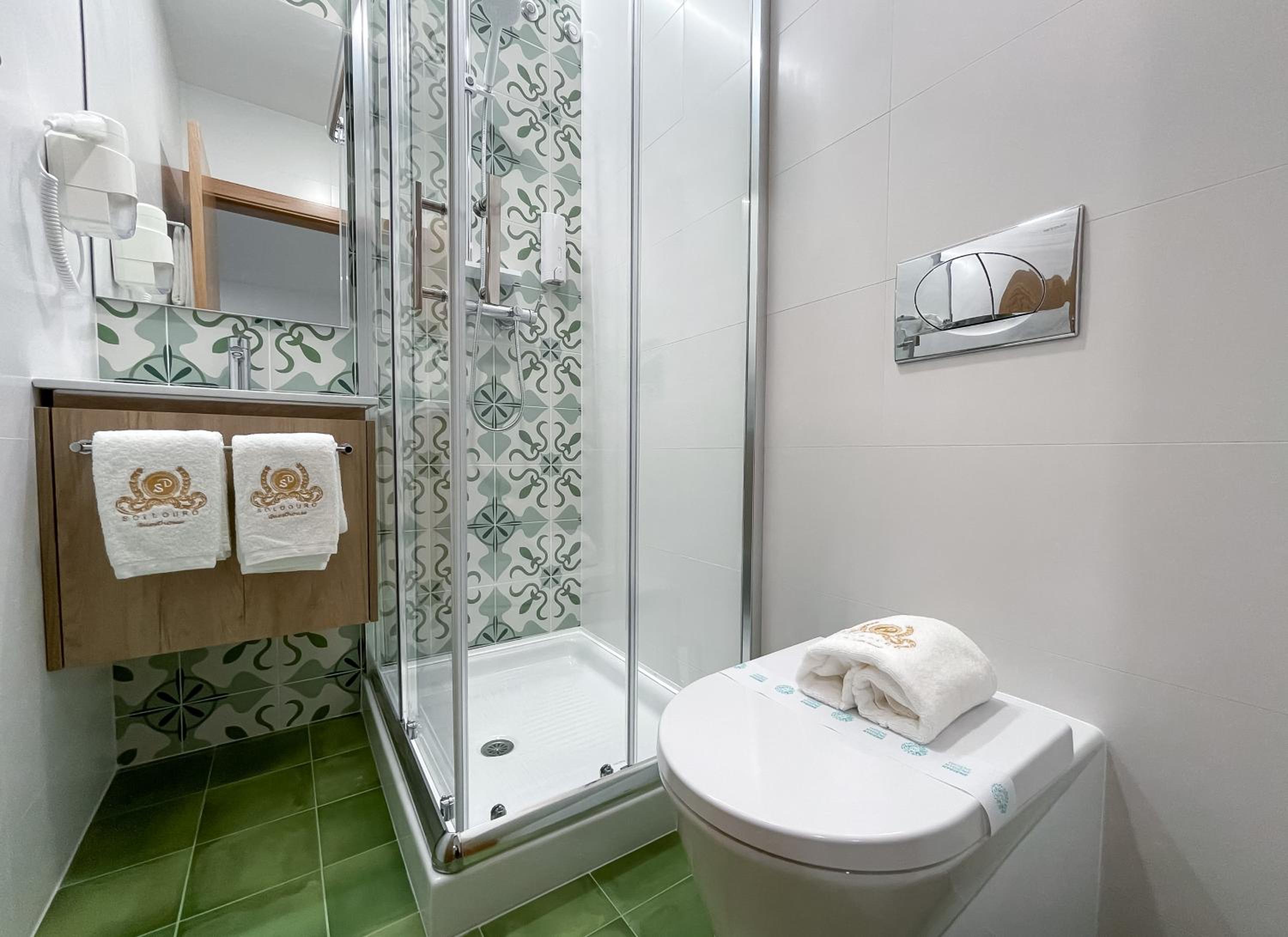 Budget Double Room photo 2