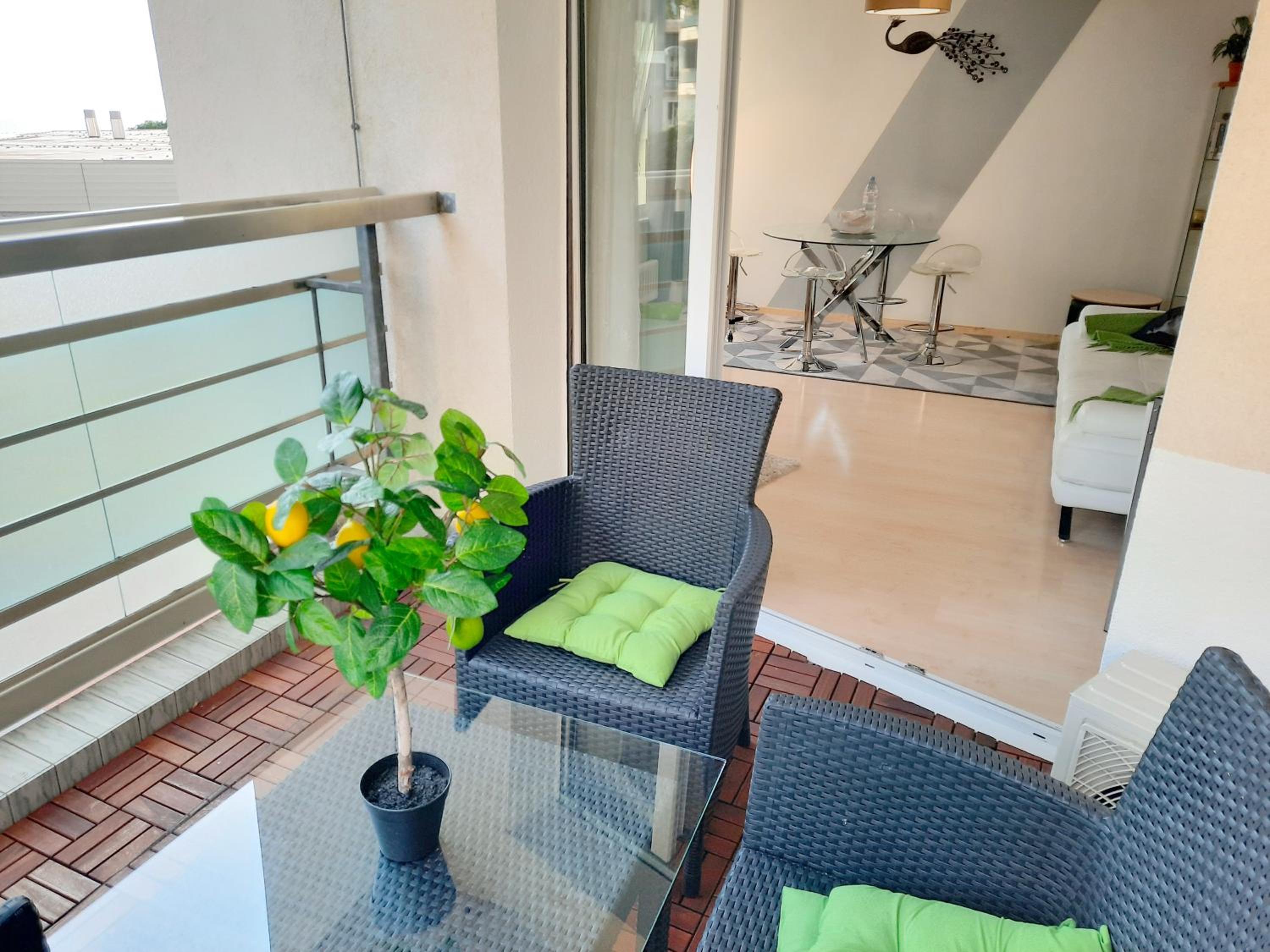 Apartment photo 1