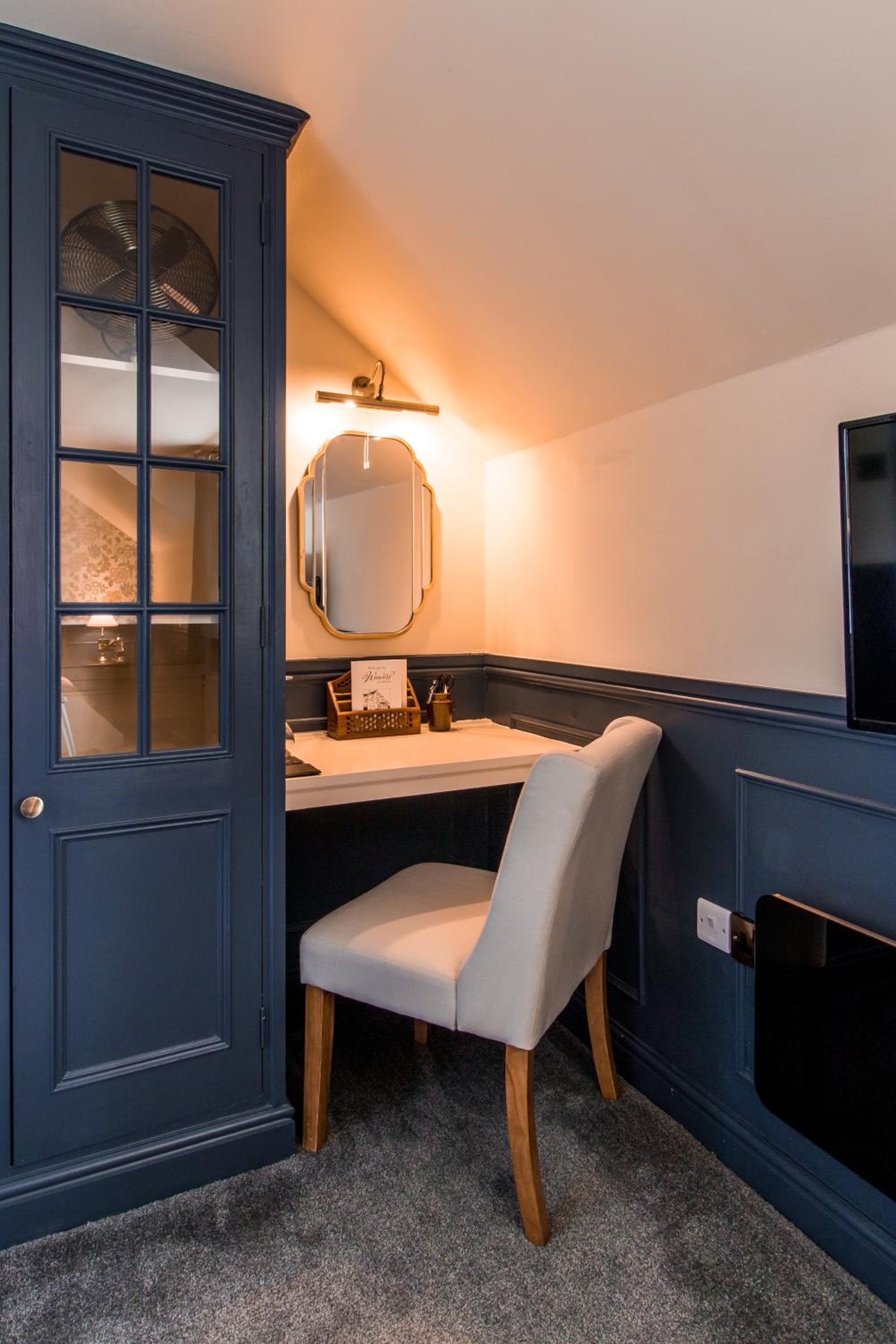 Pennine Way - King Suite photo 1