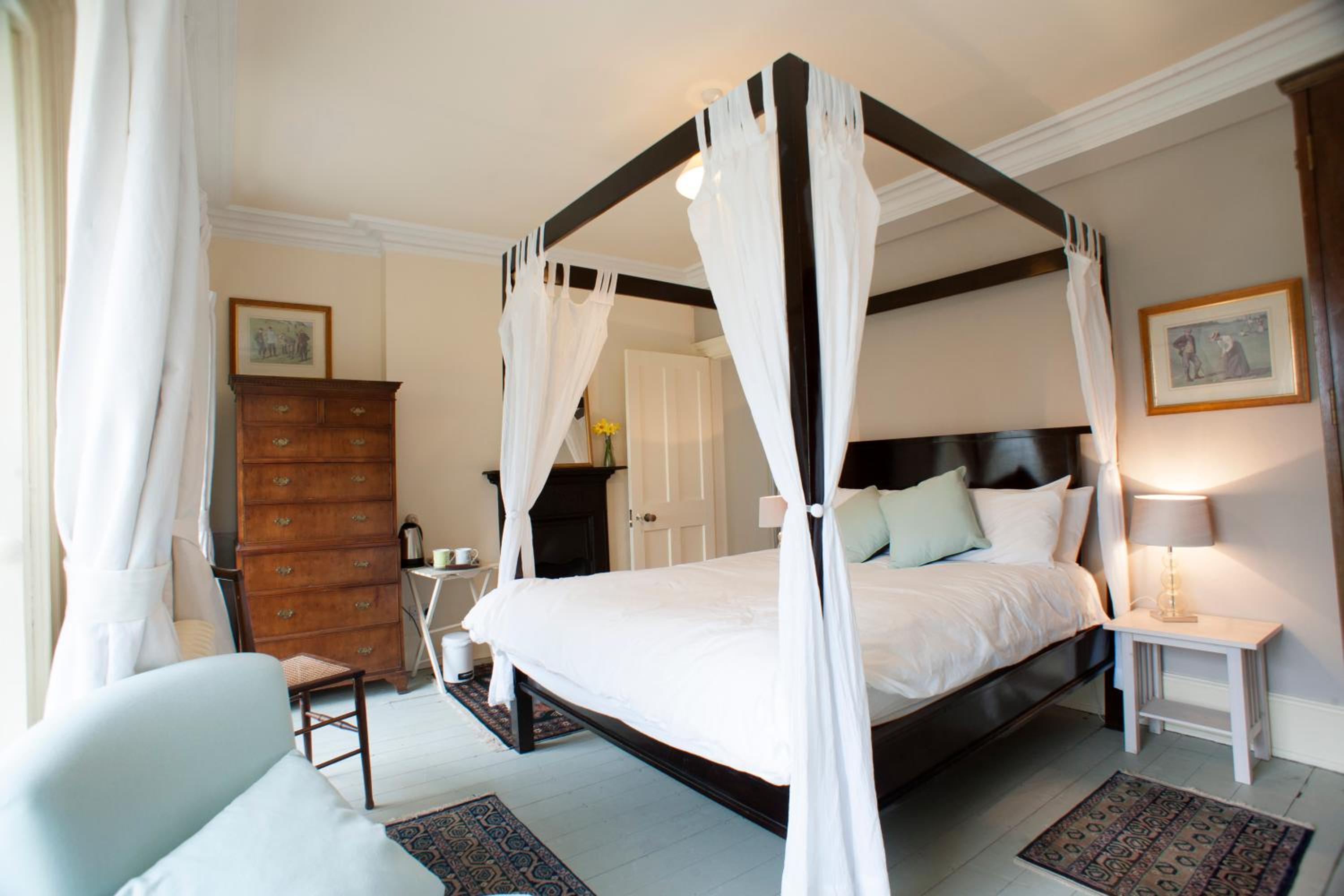 Deluxe King Room photo 3