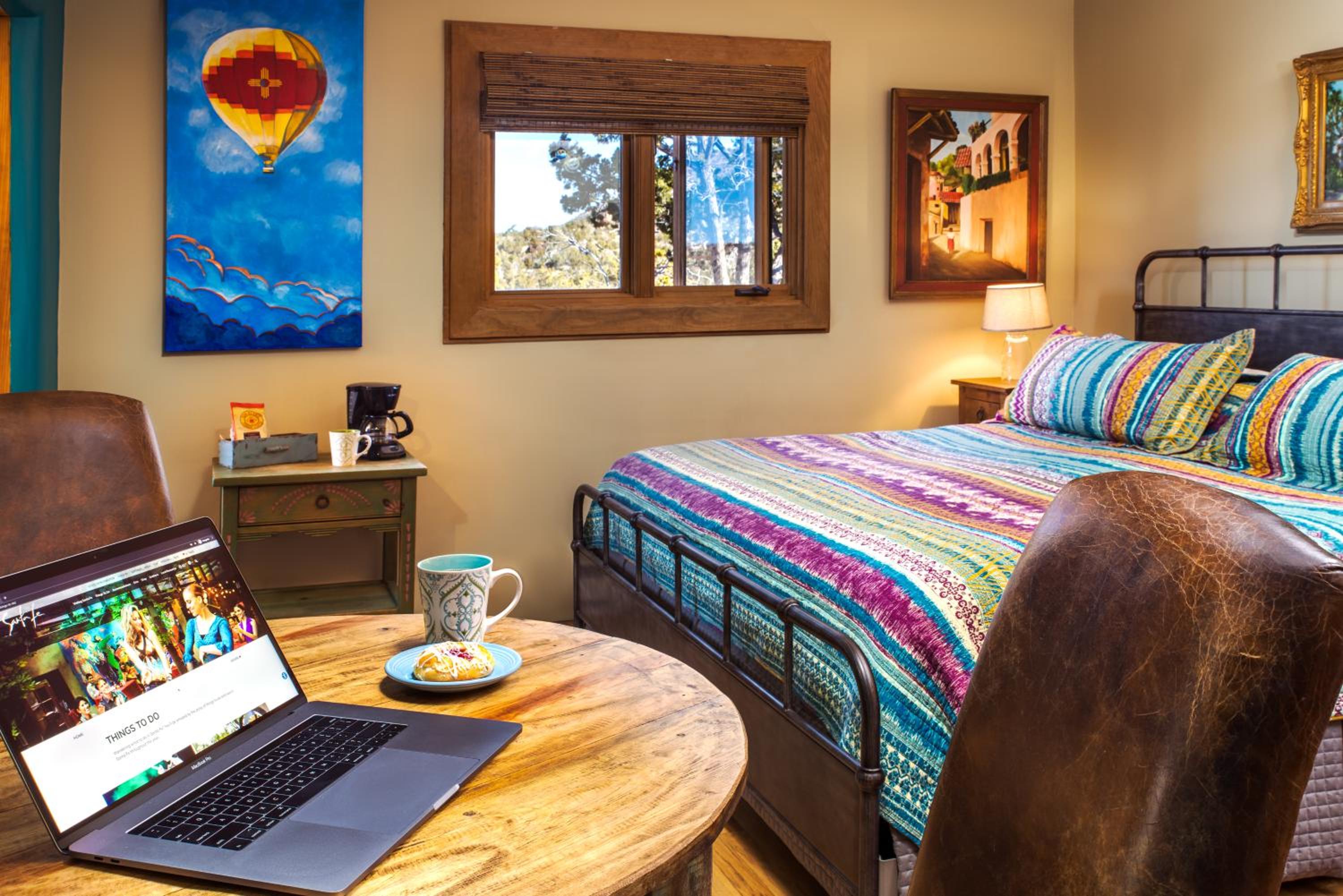 King Room with Mountain View