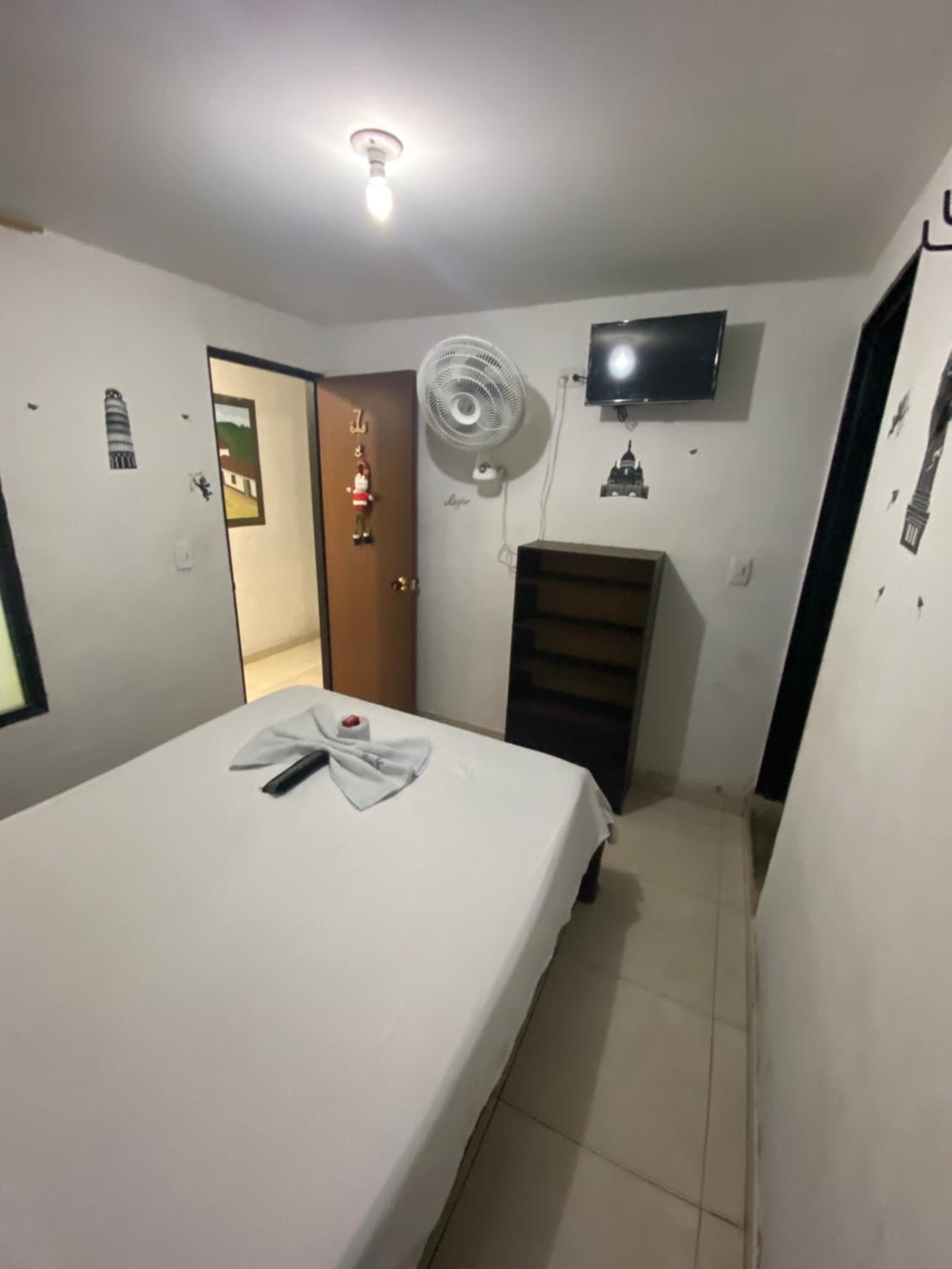 Double Room with Private Bathroom photo 2