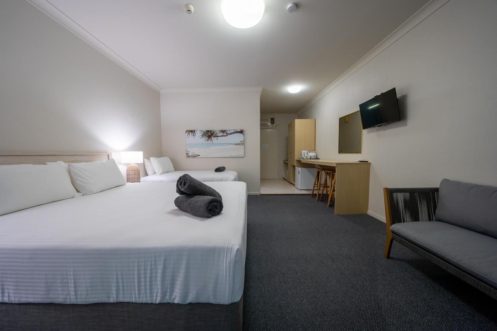 Triple Room - Disability Access - Not Pet Friendly - Photo 5