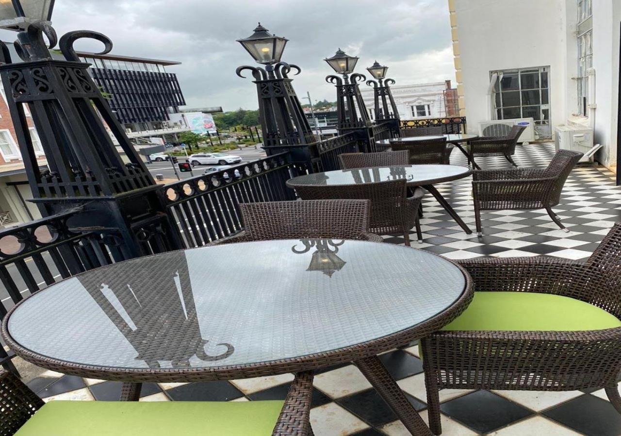 Suite with Terrace - Photo 11