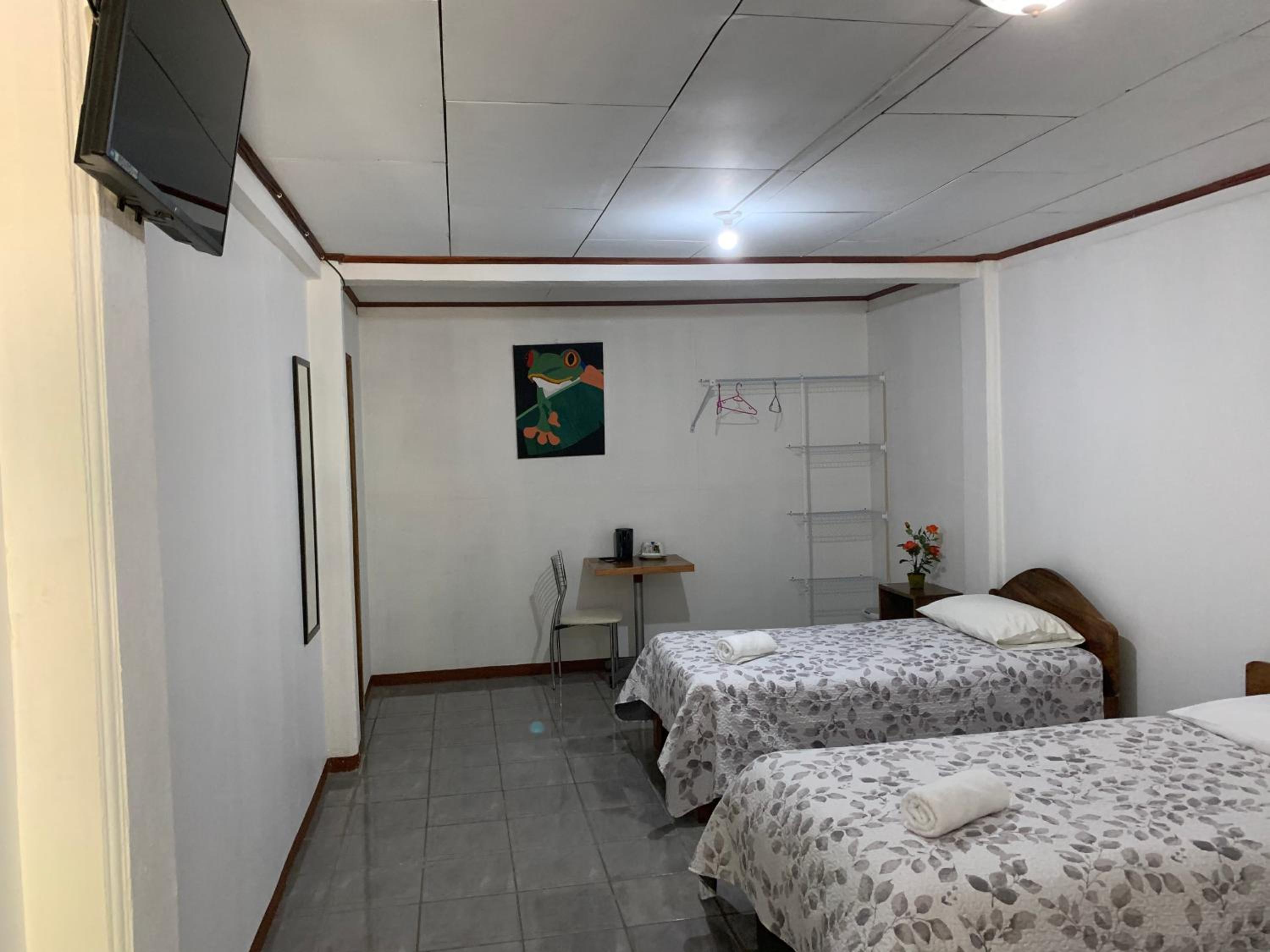 Classic Quadruple Room photo 3