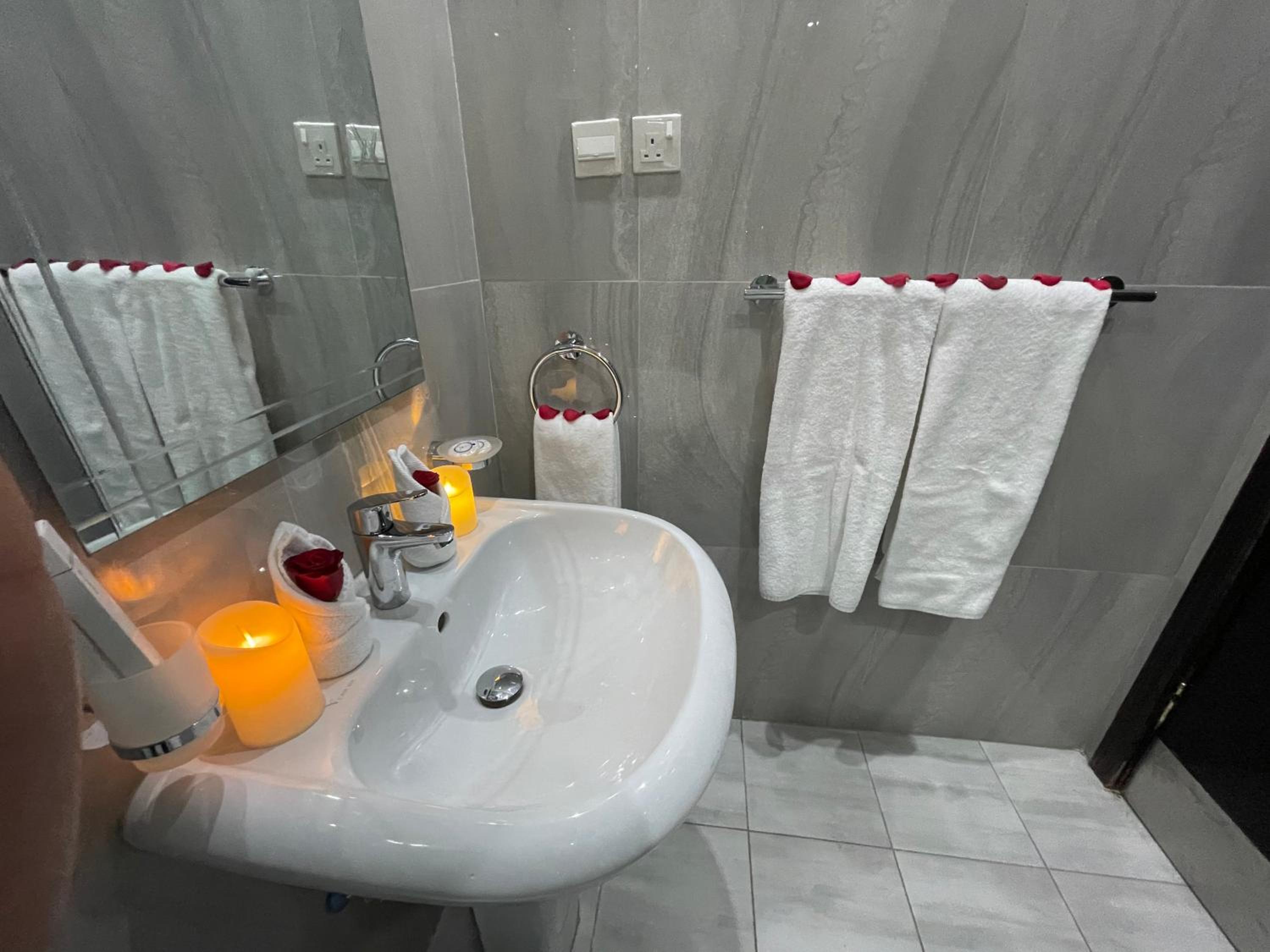 Triple Room with Private Bathroom photo 3