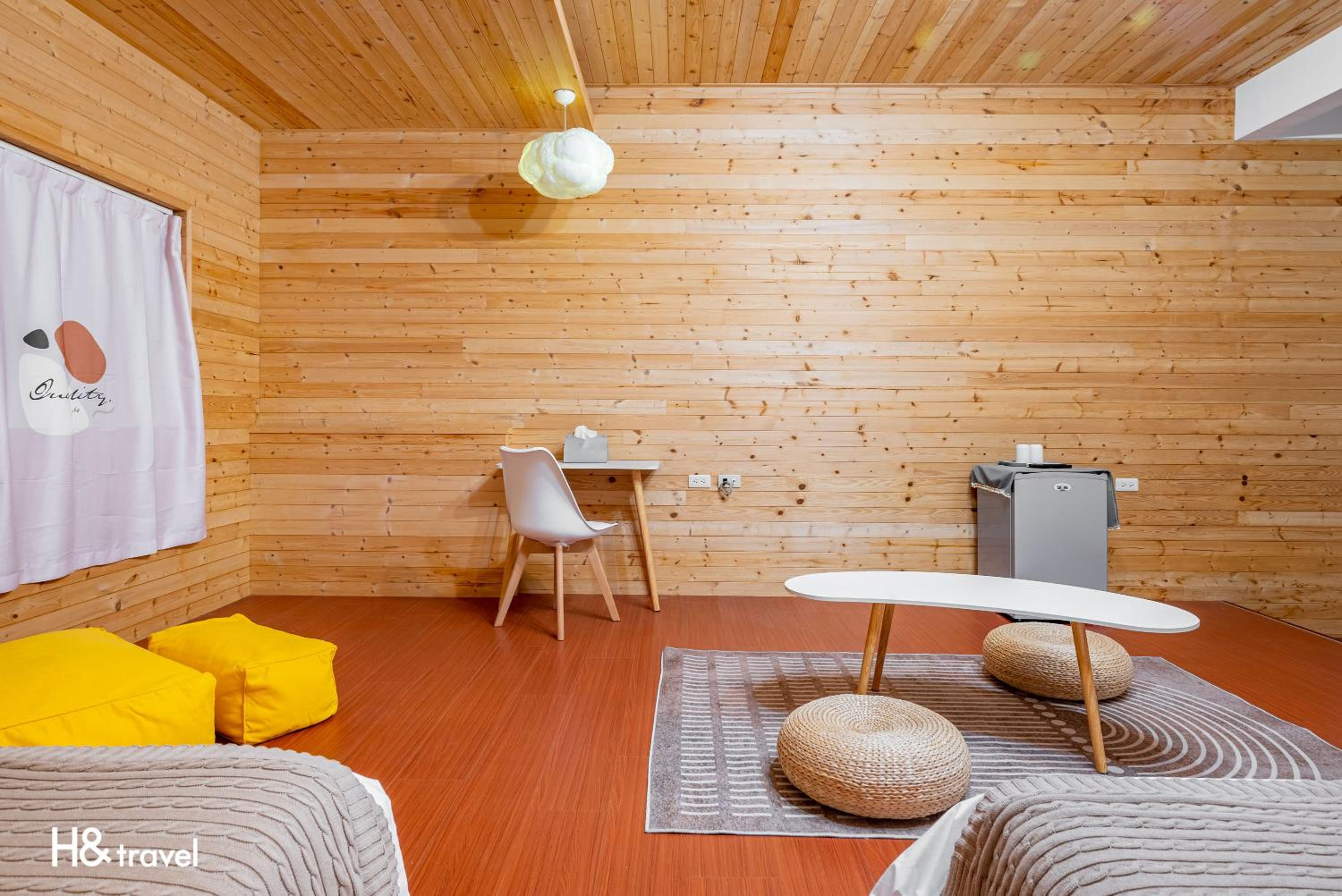 Family Room with External Bathroom
