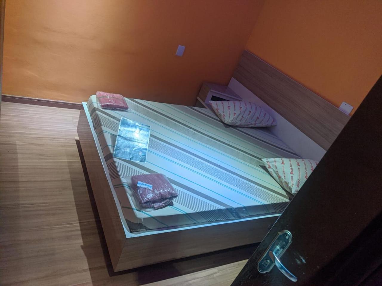 Economy Single Room