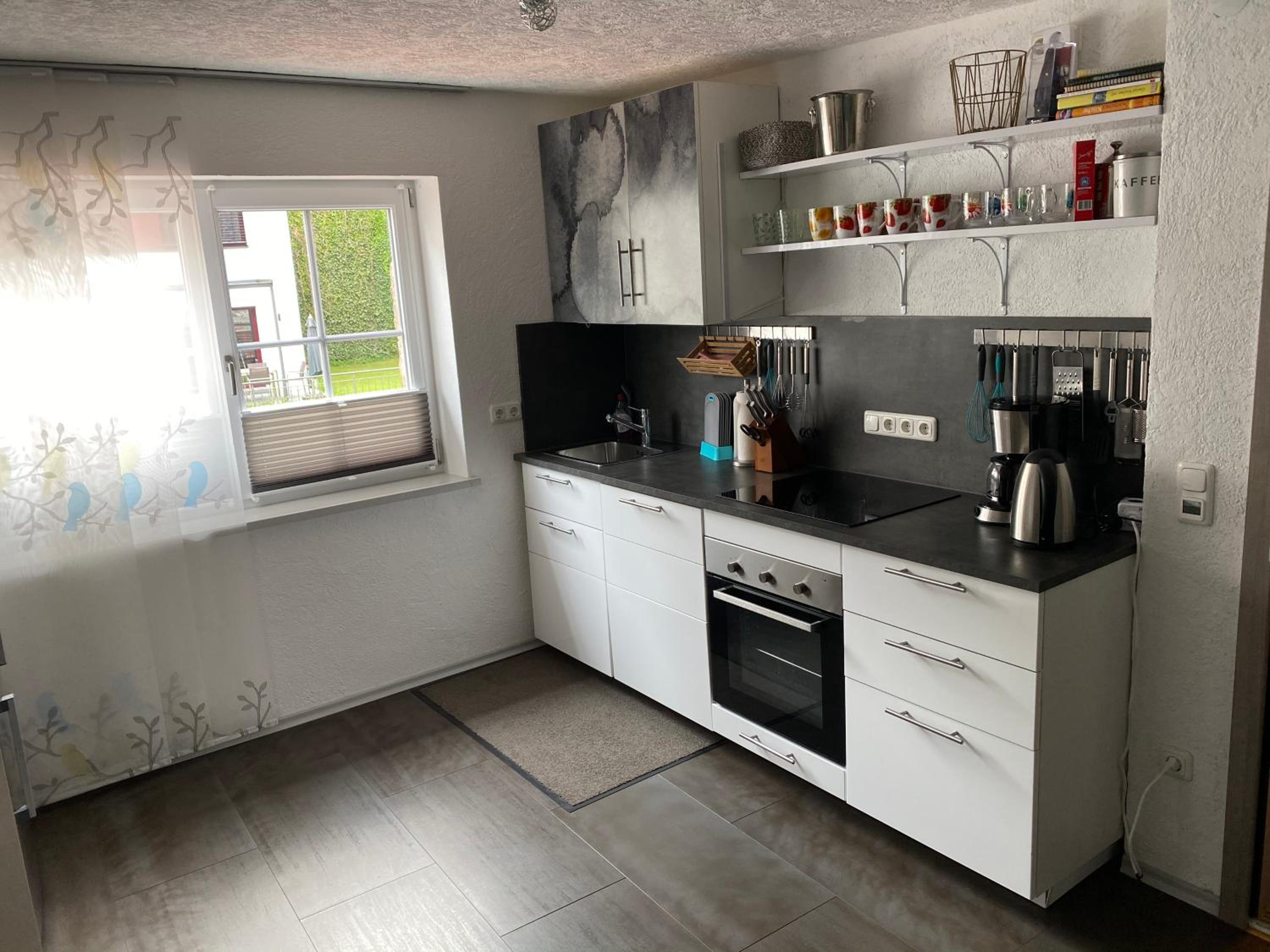 Two-Bedroom Apartment - Photo 24