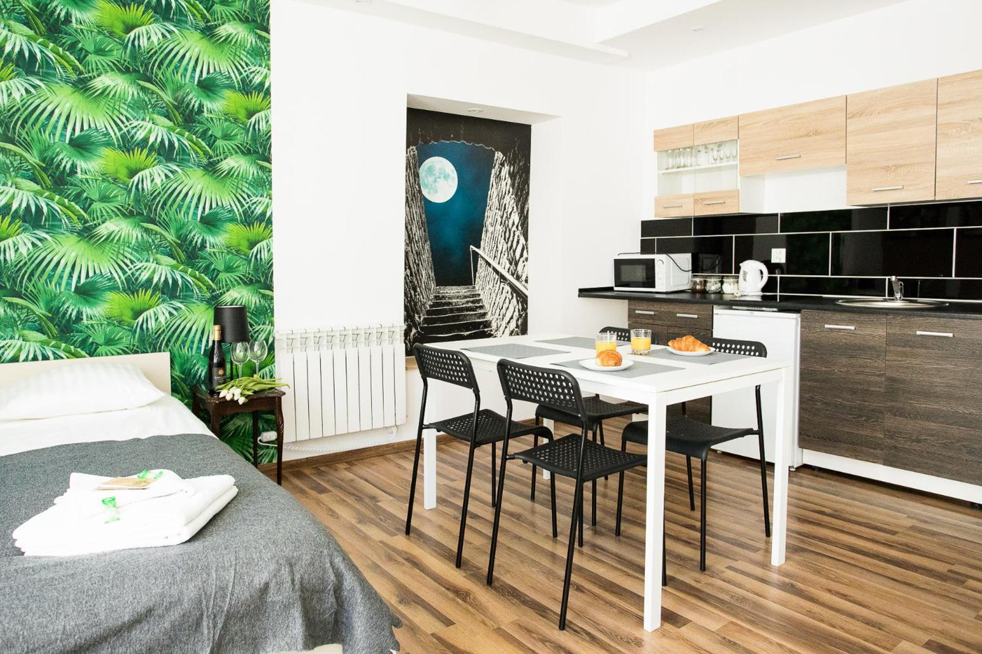 One-Bedroom Apartment - Photo 9