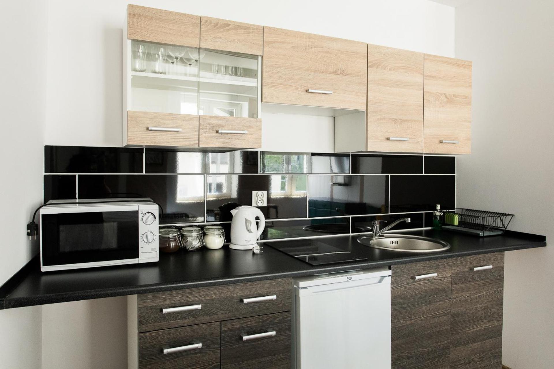 One-Bedroom Apartment - Photo 12