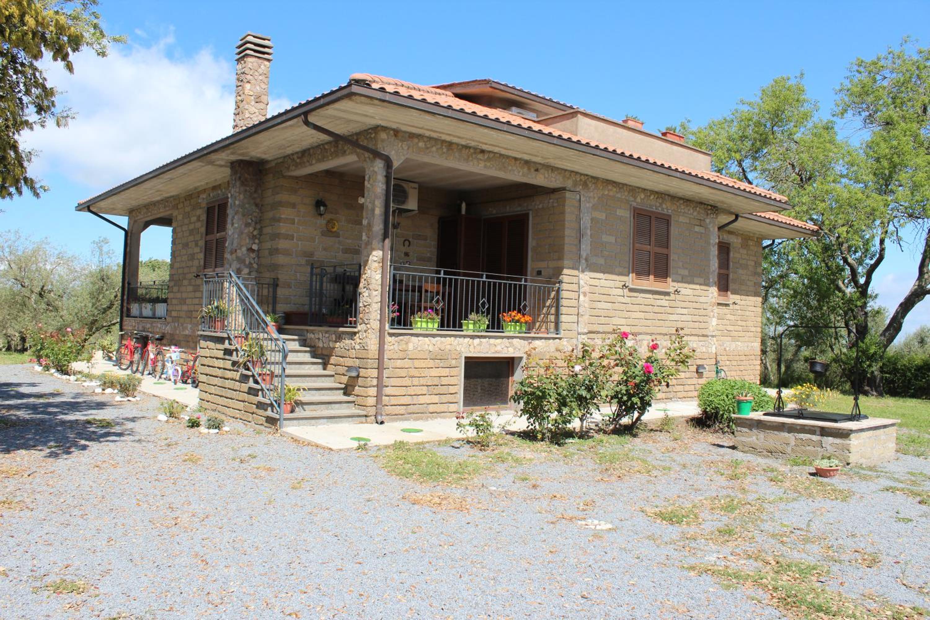 Three-Bedroom House photo 1