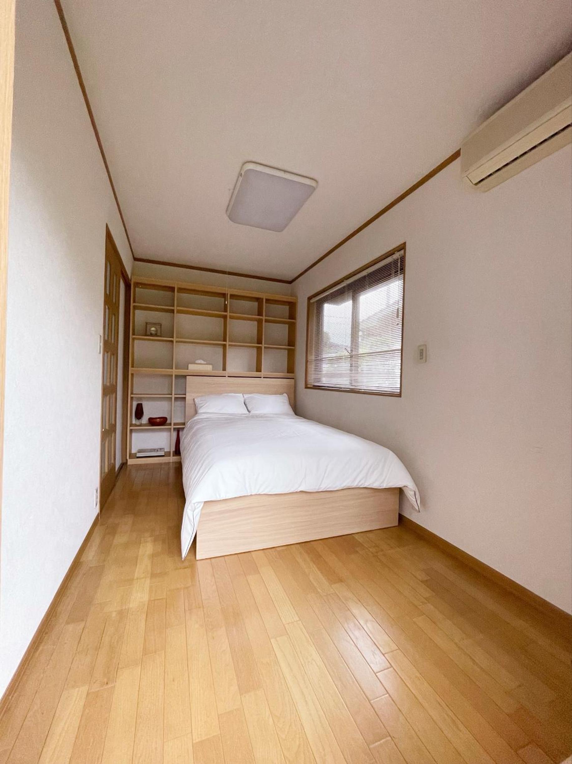 Three-Bedroom Apartment - Photo 8