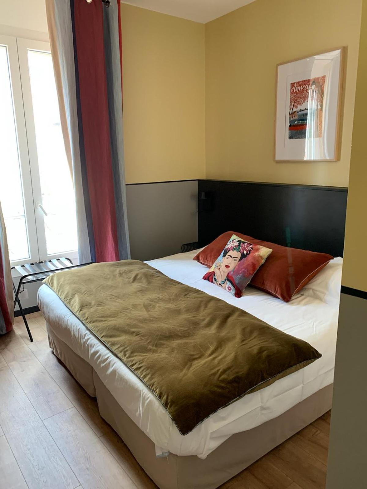 Double Room - Photo 1